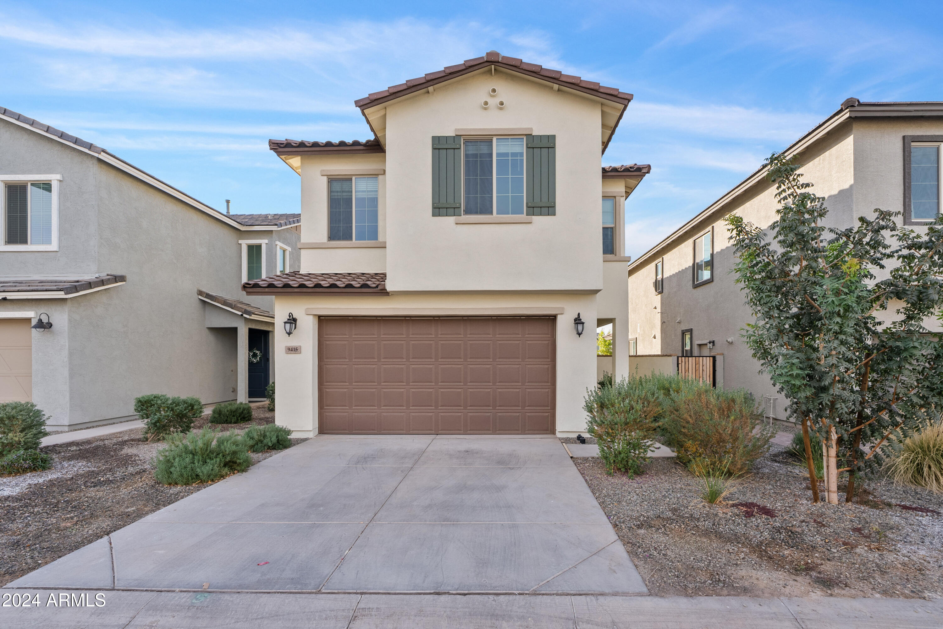 9415 E SUPERNOVA Drive