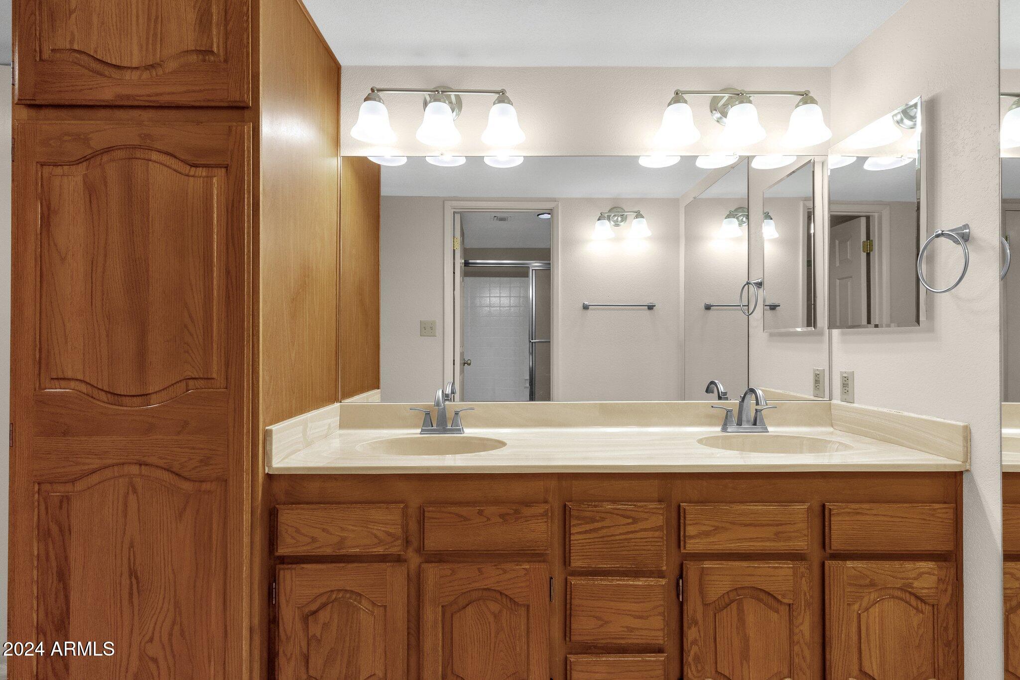 12212 N PARADISE VILLAGE Parkway S # 413