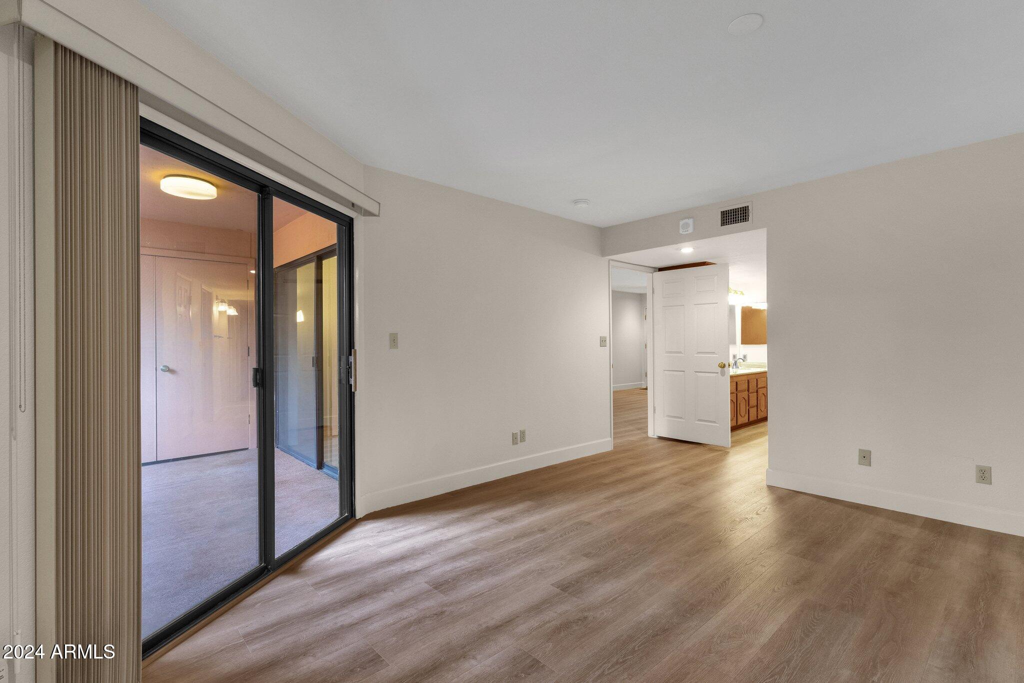 12212 N PARADISE VILLAGE Parkway S # 413