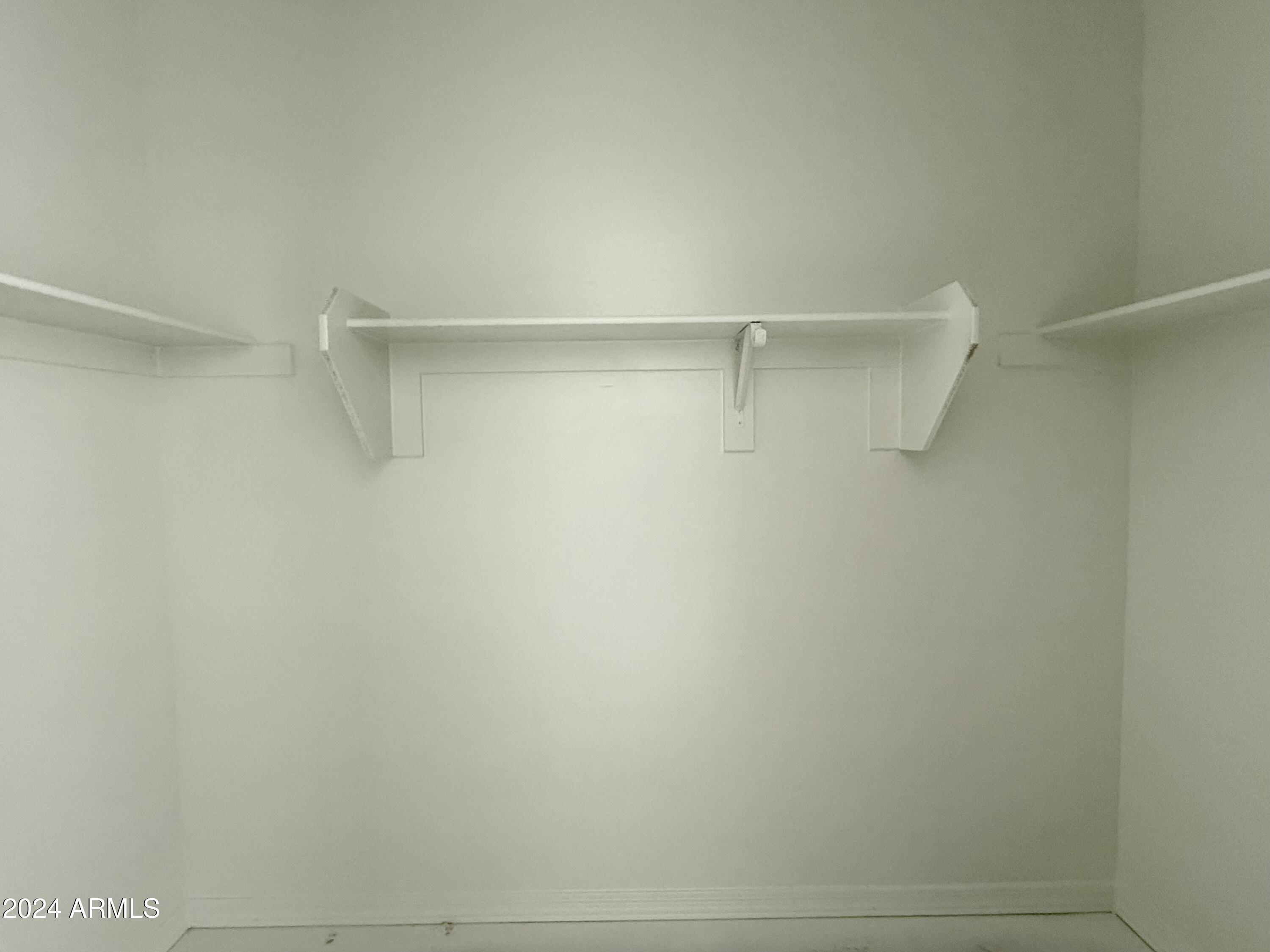 2297 E WAGON WHEEL Lane