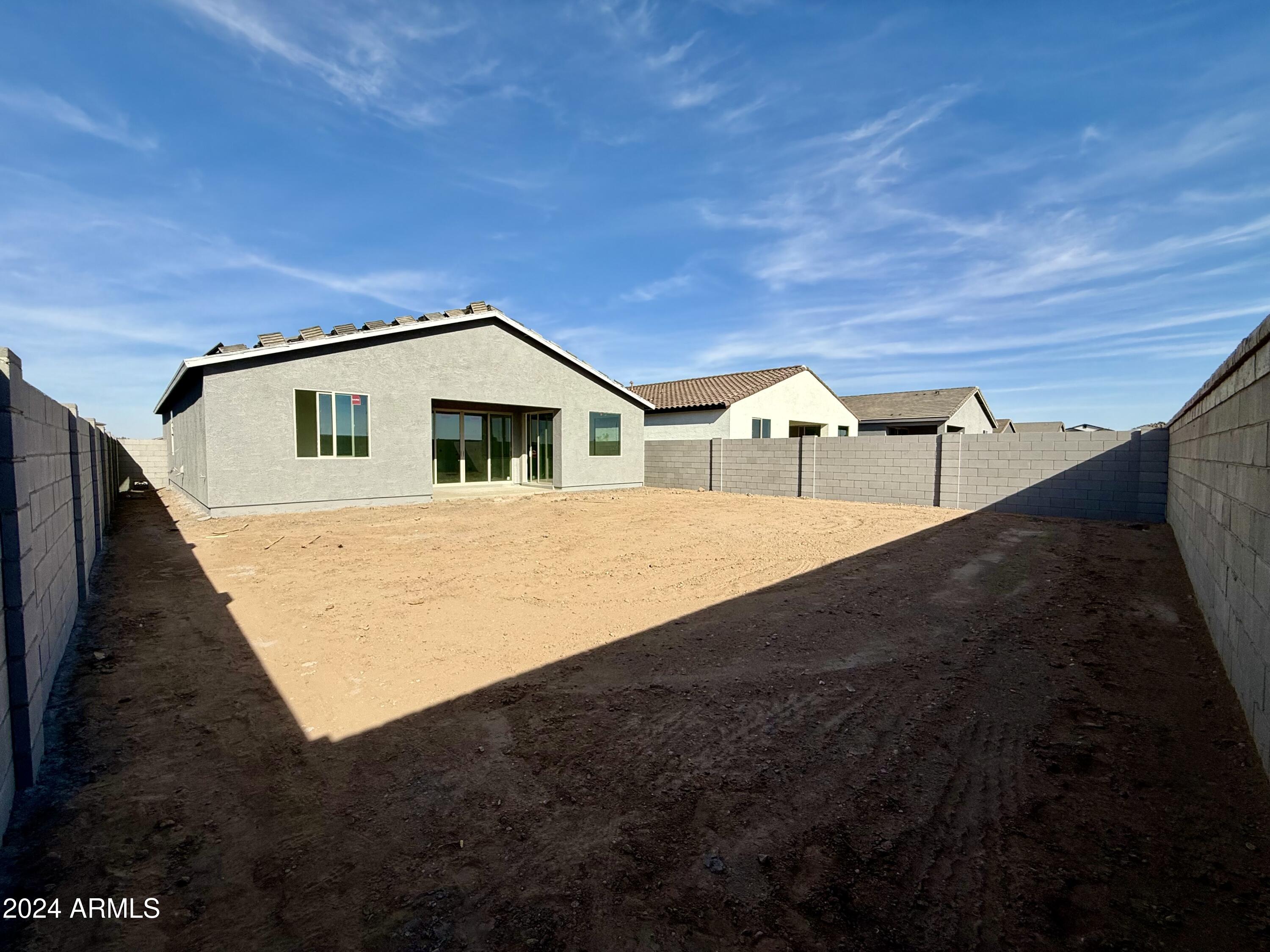 2297 E WAGON WHEEL Lane