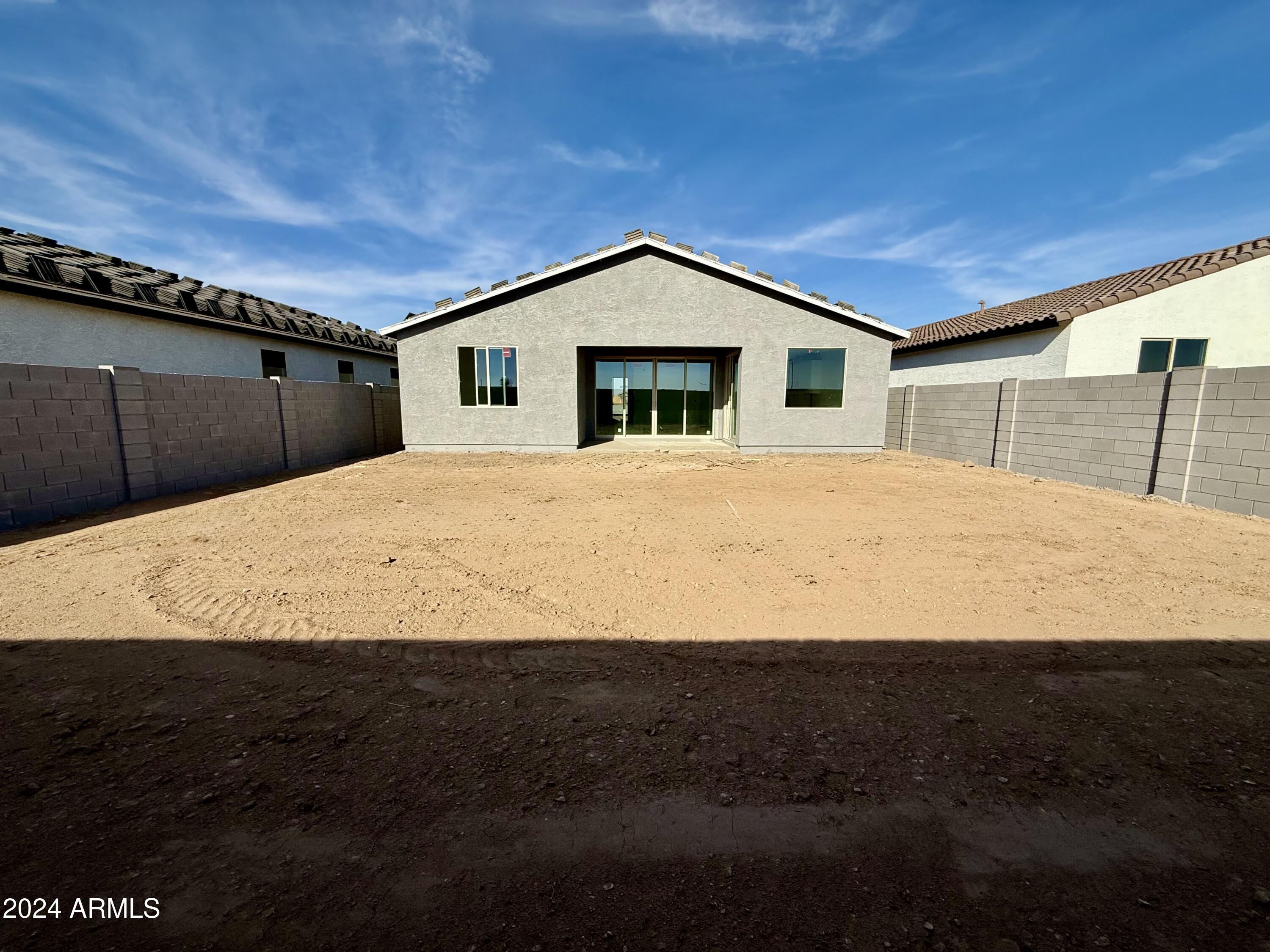 2297 E WAGON WHEEL Lane