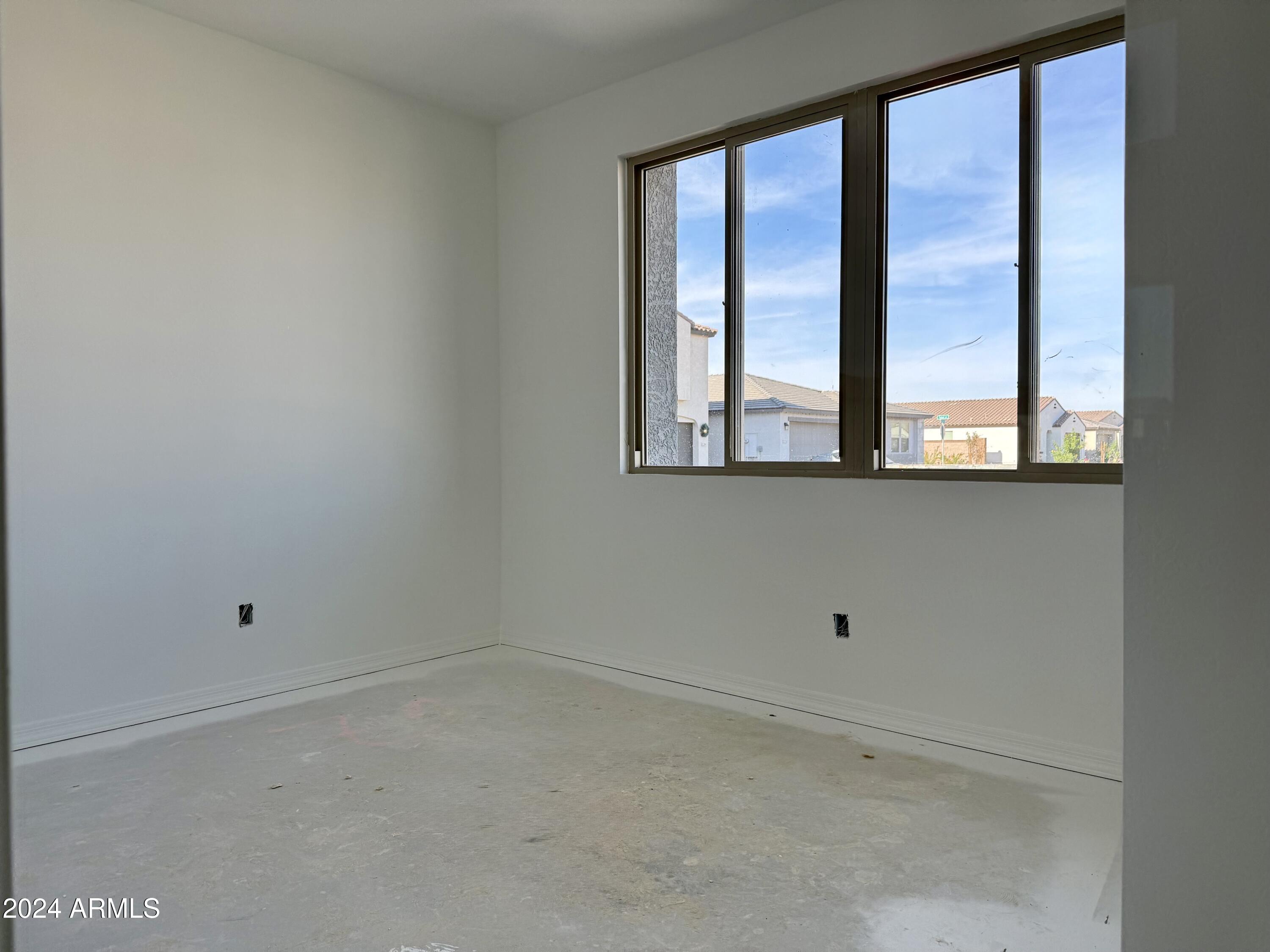 2297 E WAGON WHEEL Lane