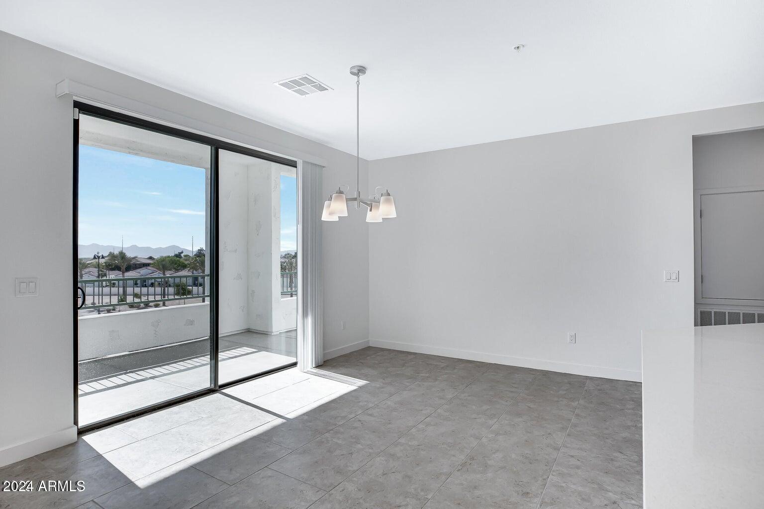 2511 W QUEEN CREEK Road # 370