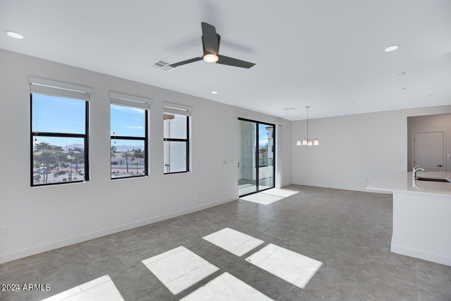 2511 W QUEEN CREEK Road # 370
