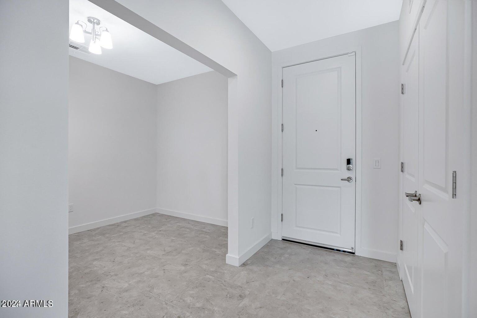 2511 W QUEEN CREEK Road # 370