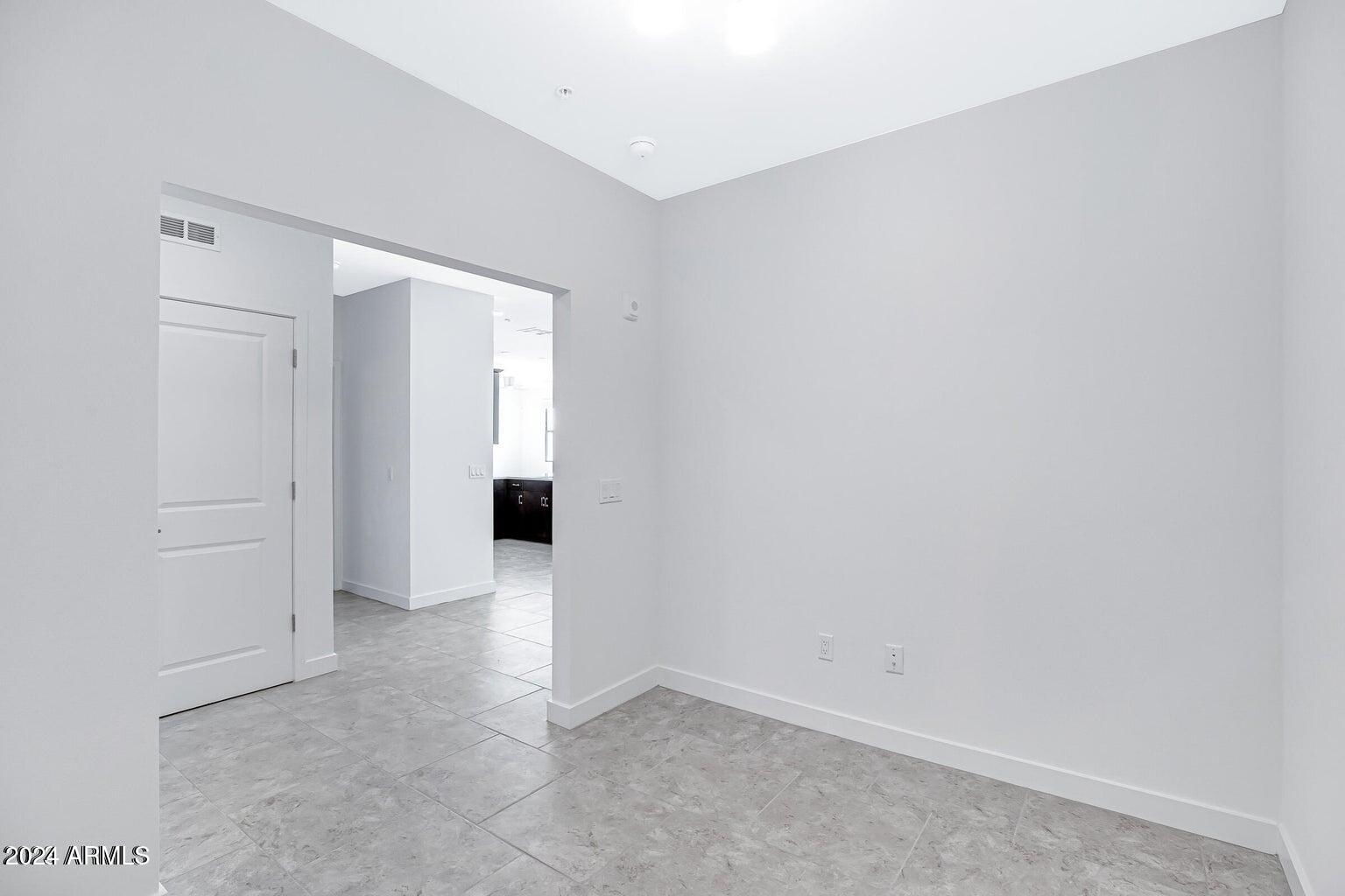 2511 W QUEEN CREEK Road # 370