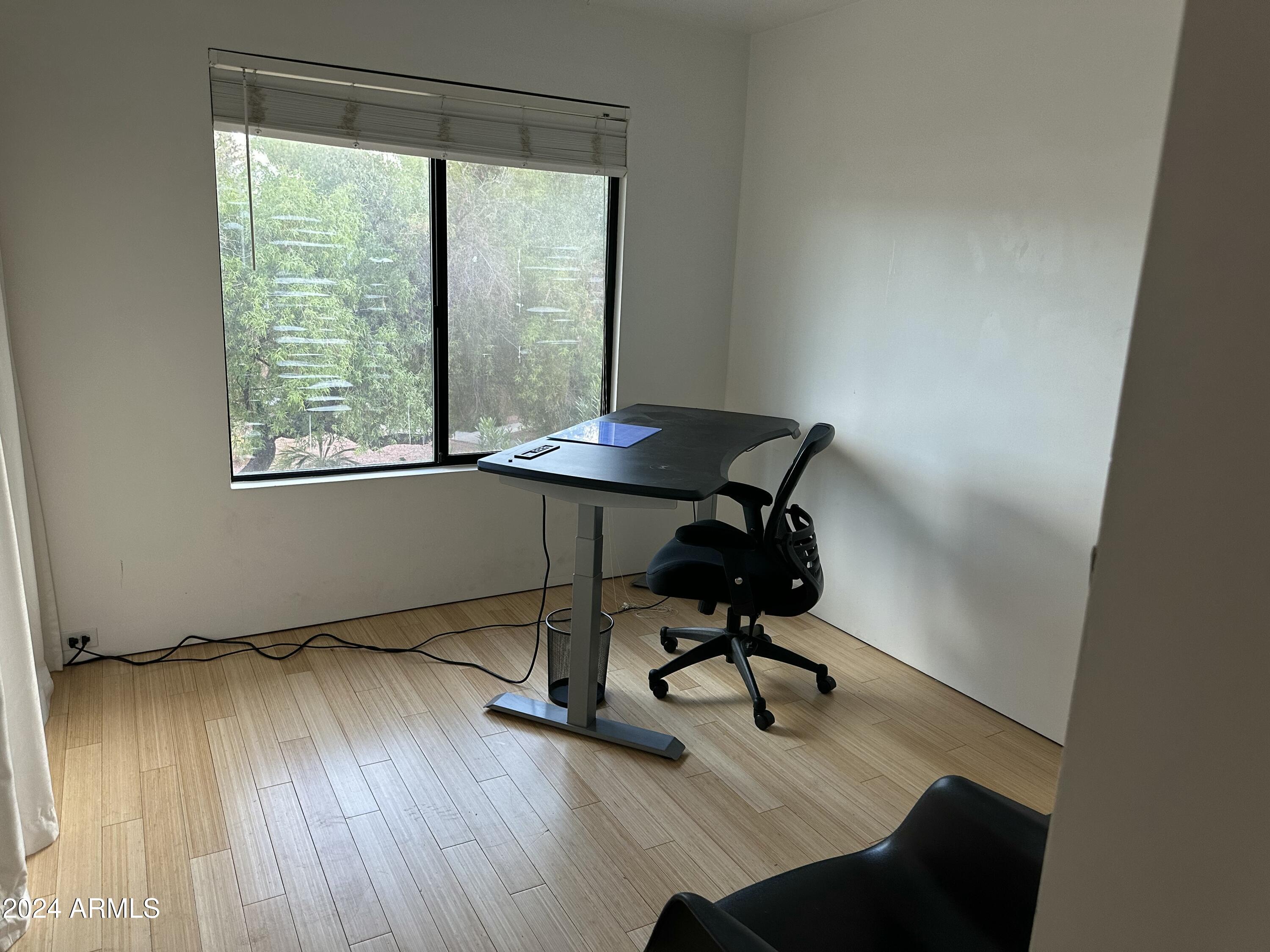 10423 N 11TH Street # 2