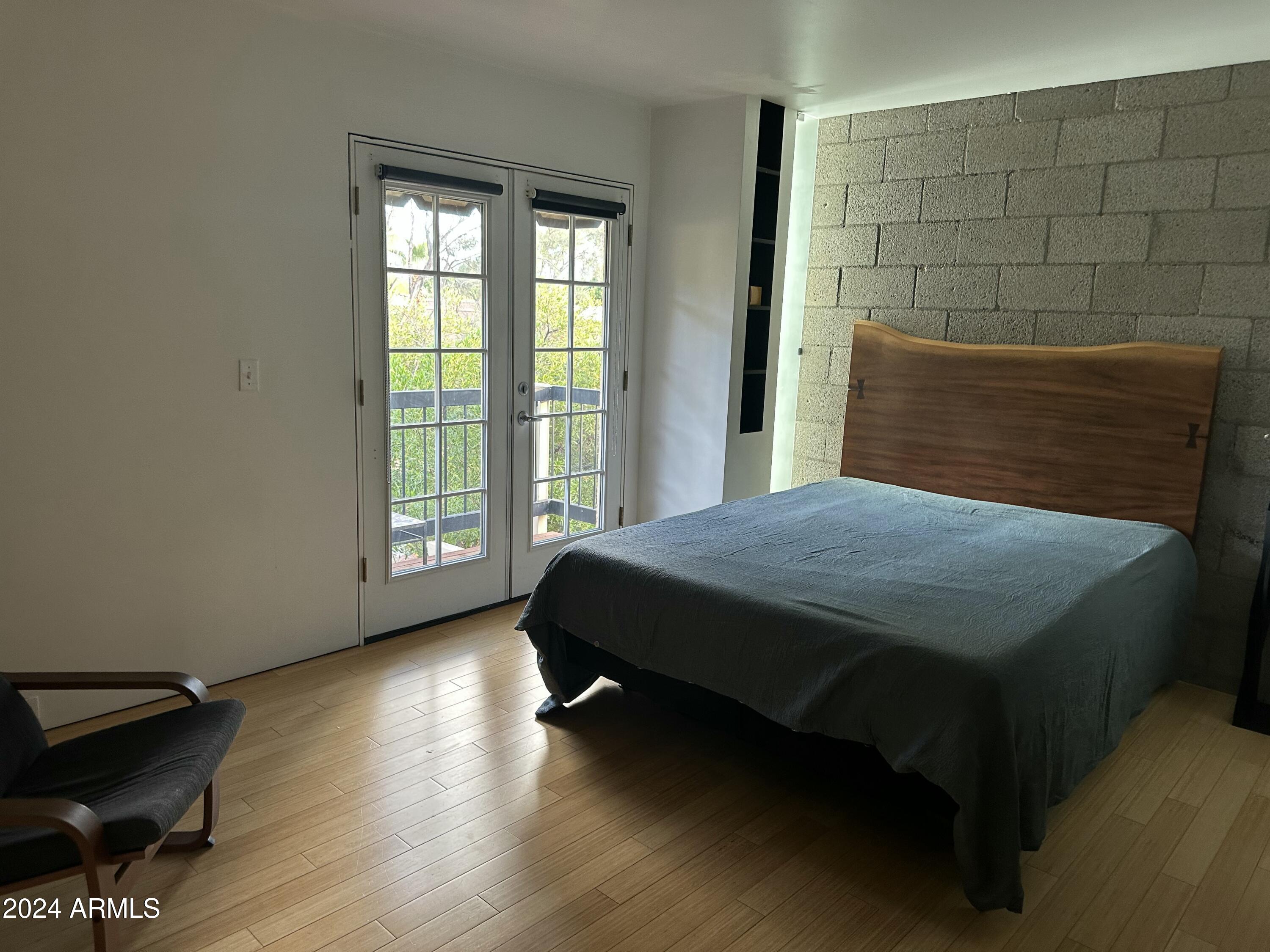 10423 N 11TH Street # 2