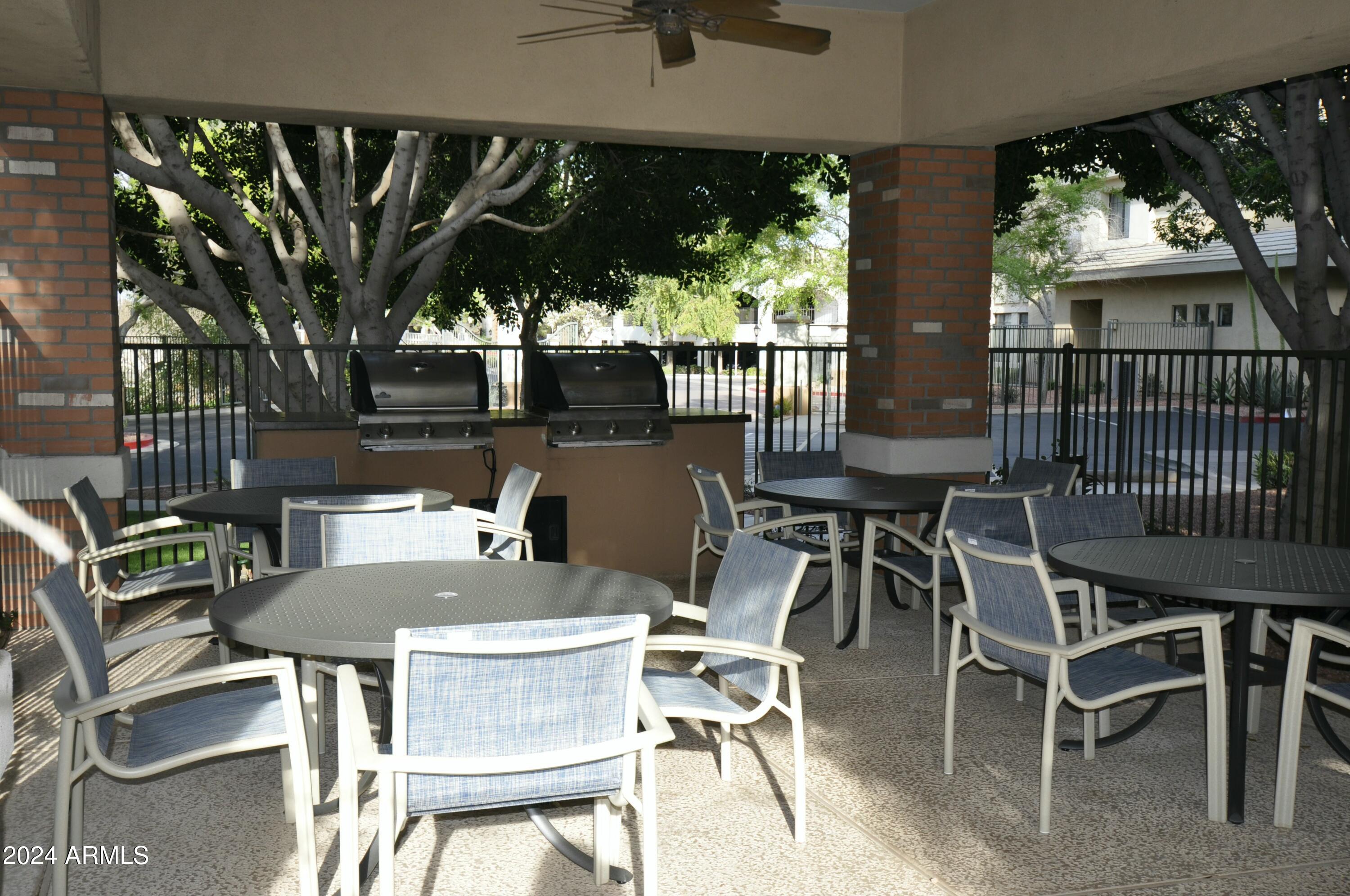 2989 N 44TH Street # 1036