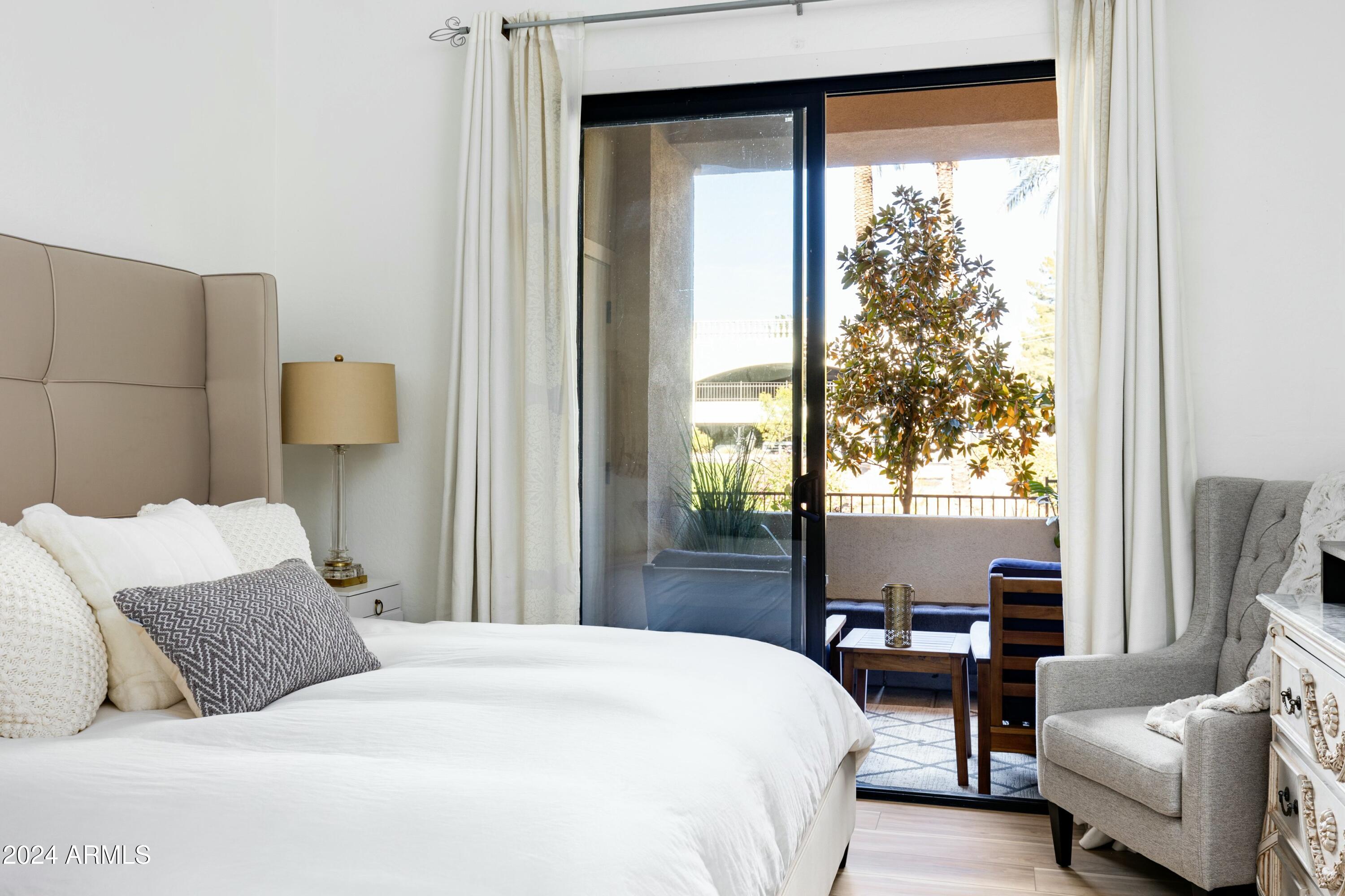 2989 N 44TH Street # 1036