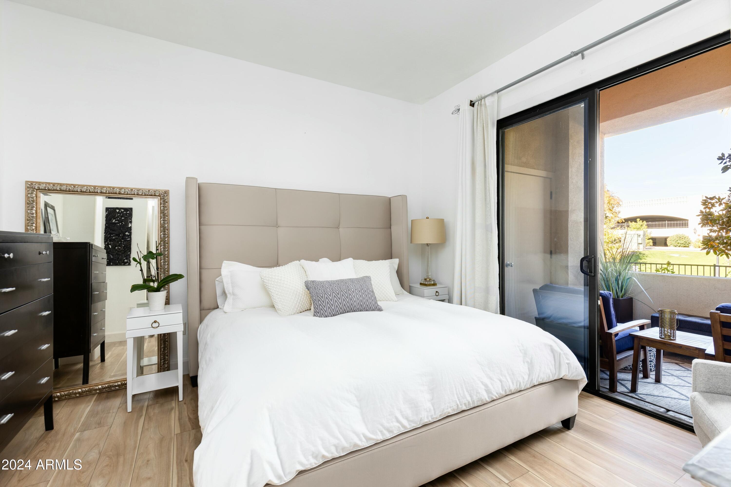 2989 N 44TH Street # 1036