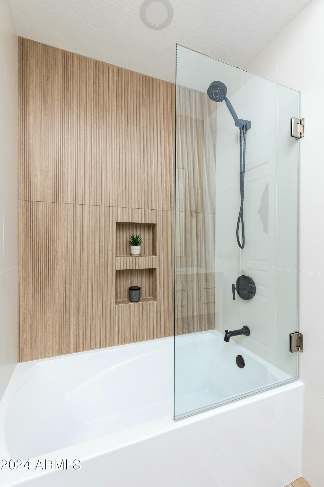 2989 N 44TH Street # 1036