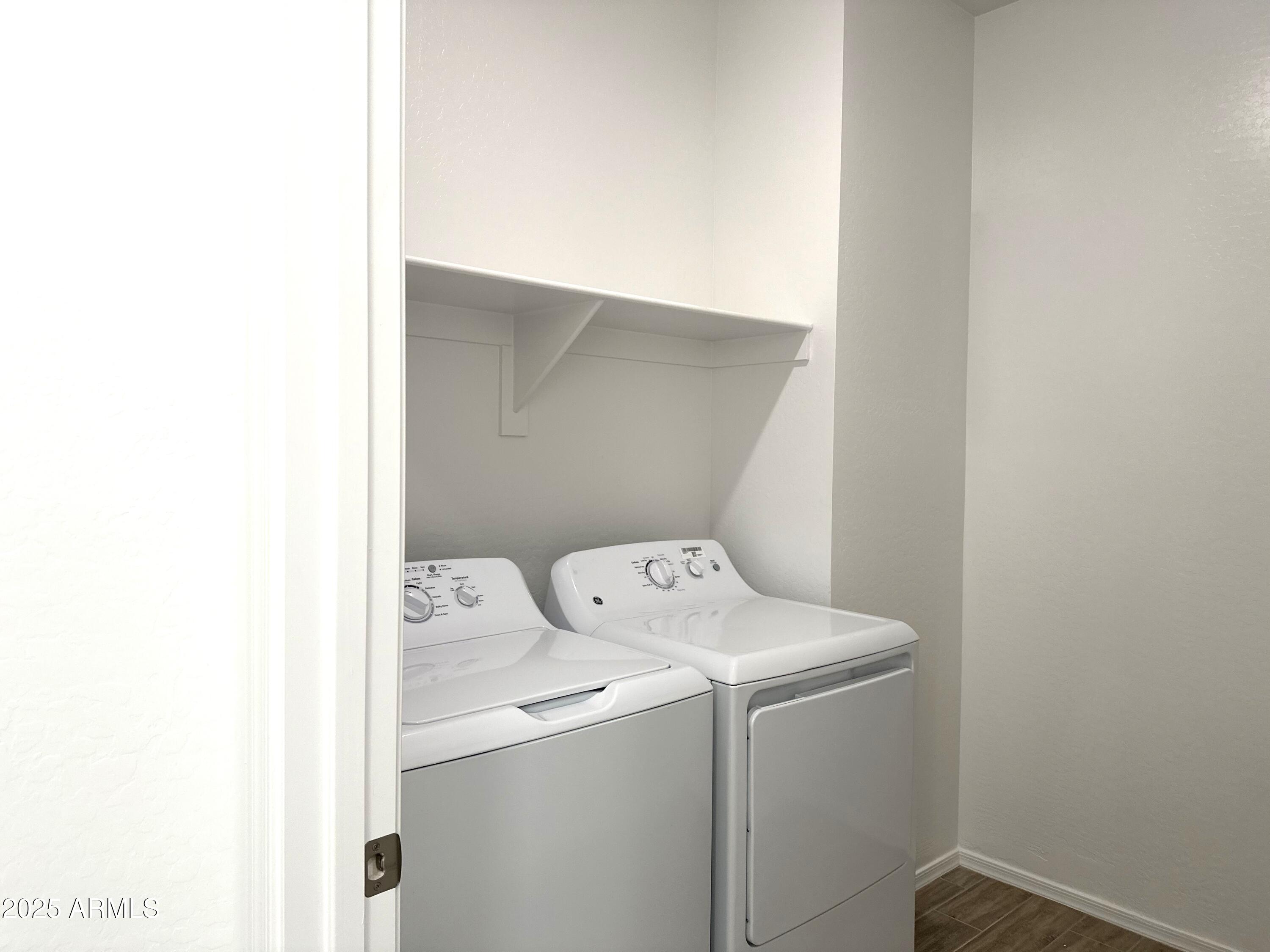 24126 W SUNLAND Avenue