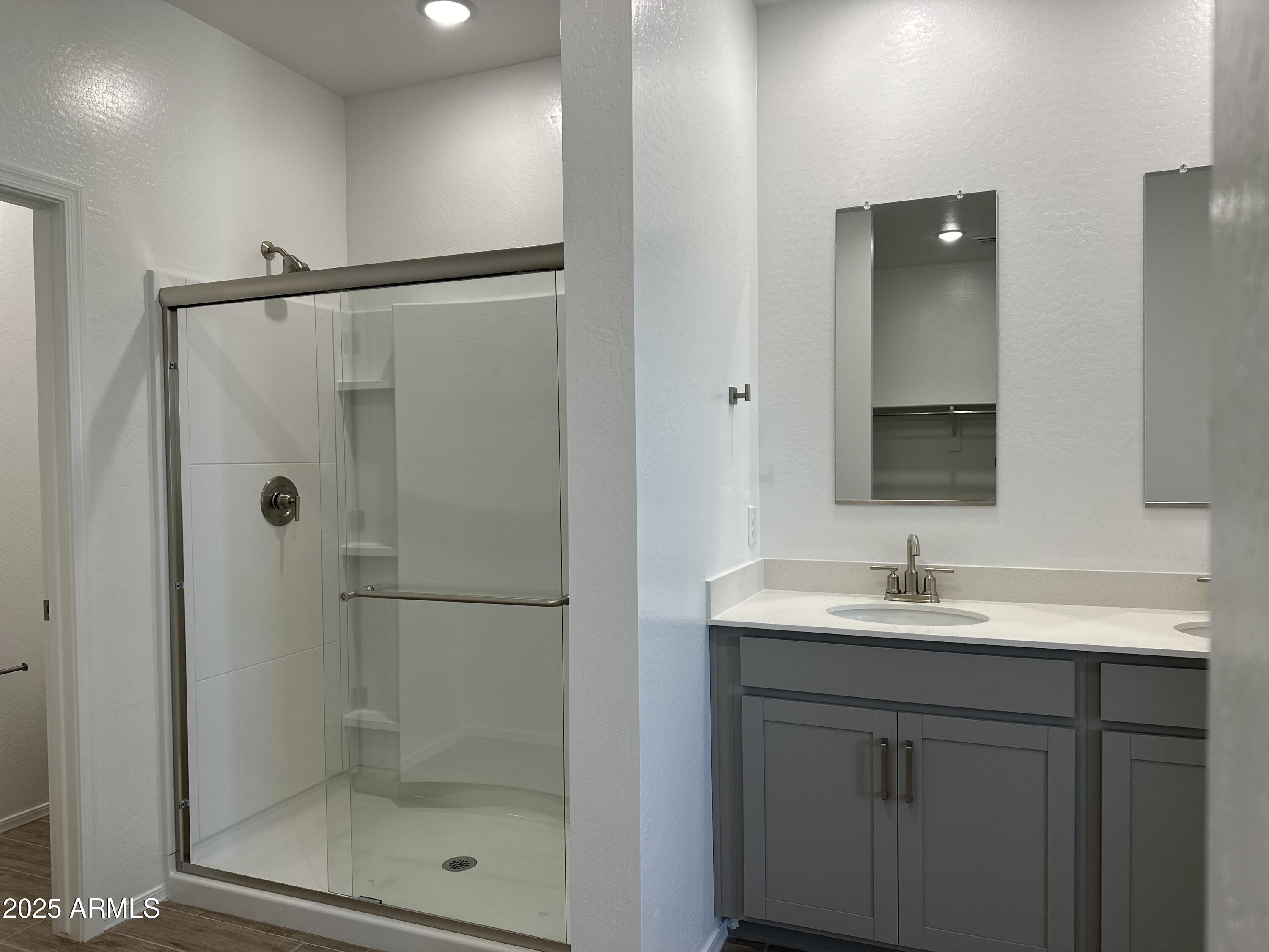 24126 W SUNLAND Avenue