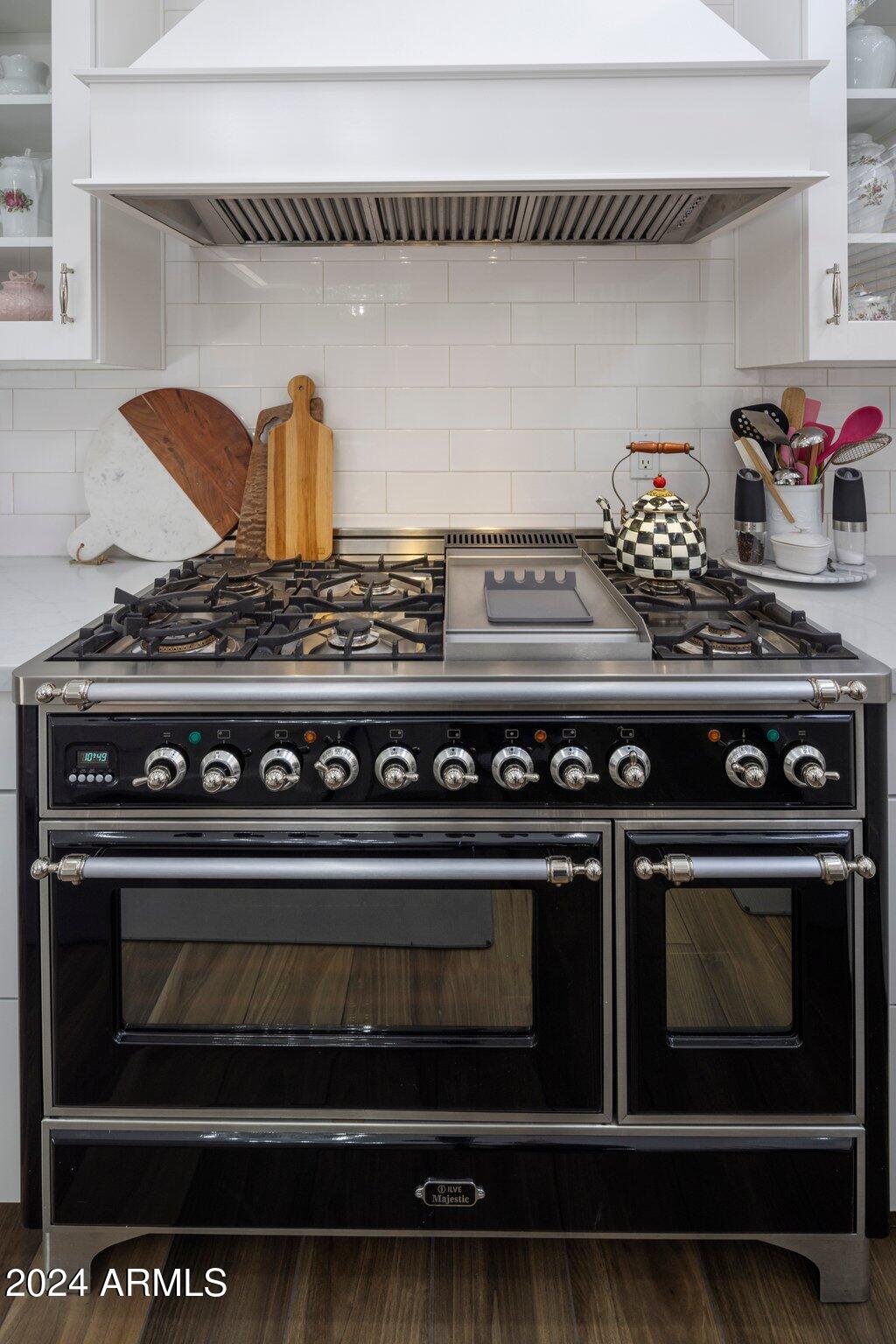 8054 S Stephanie Lane