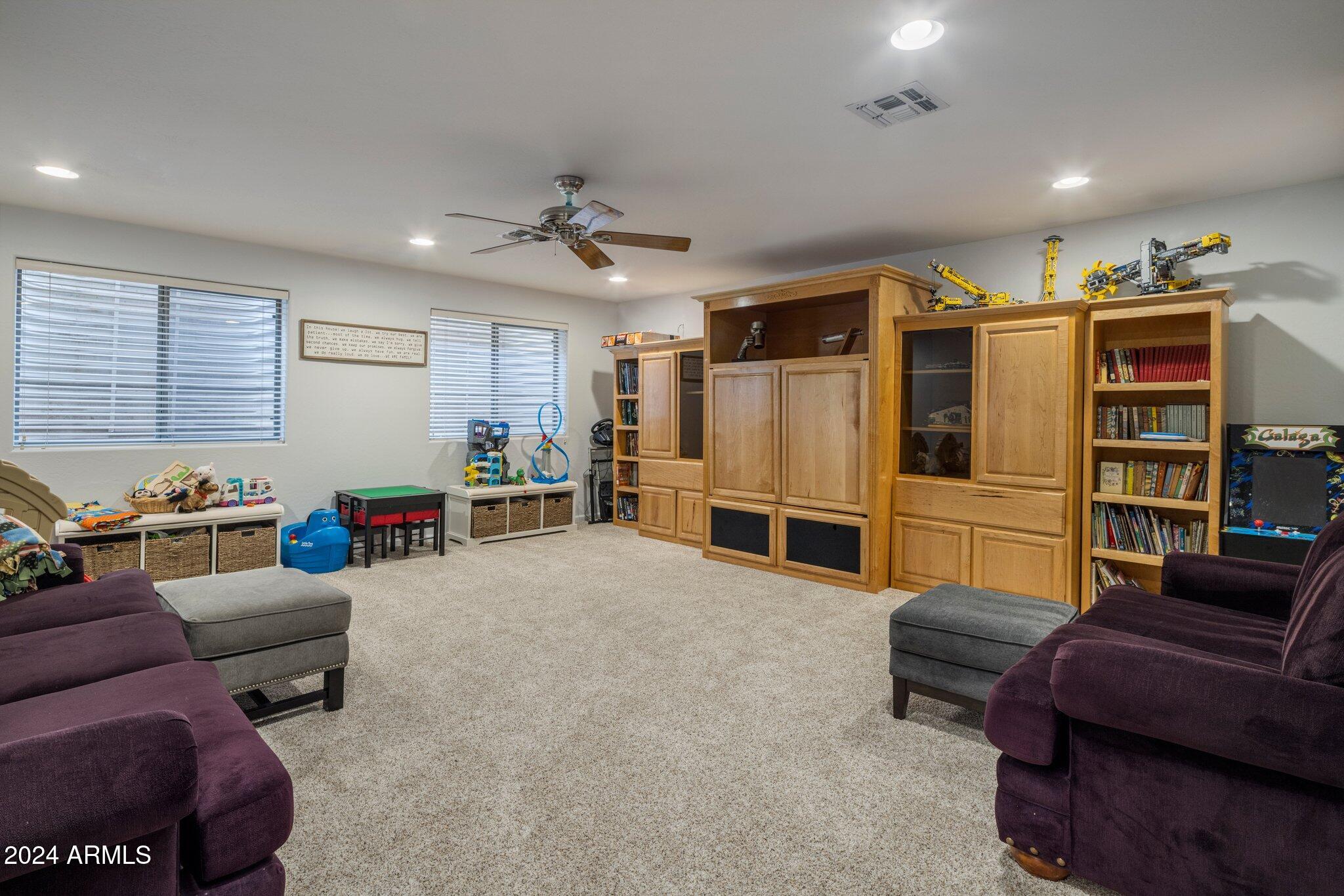 8054 S Stephanie Lane