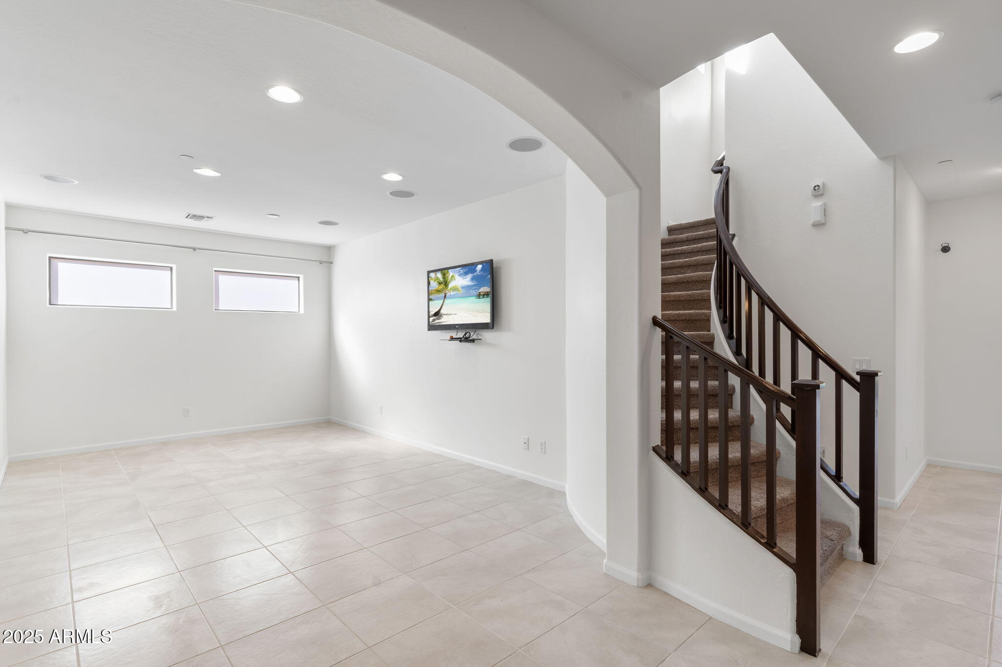 9810 E SOUTH BEND Drive