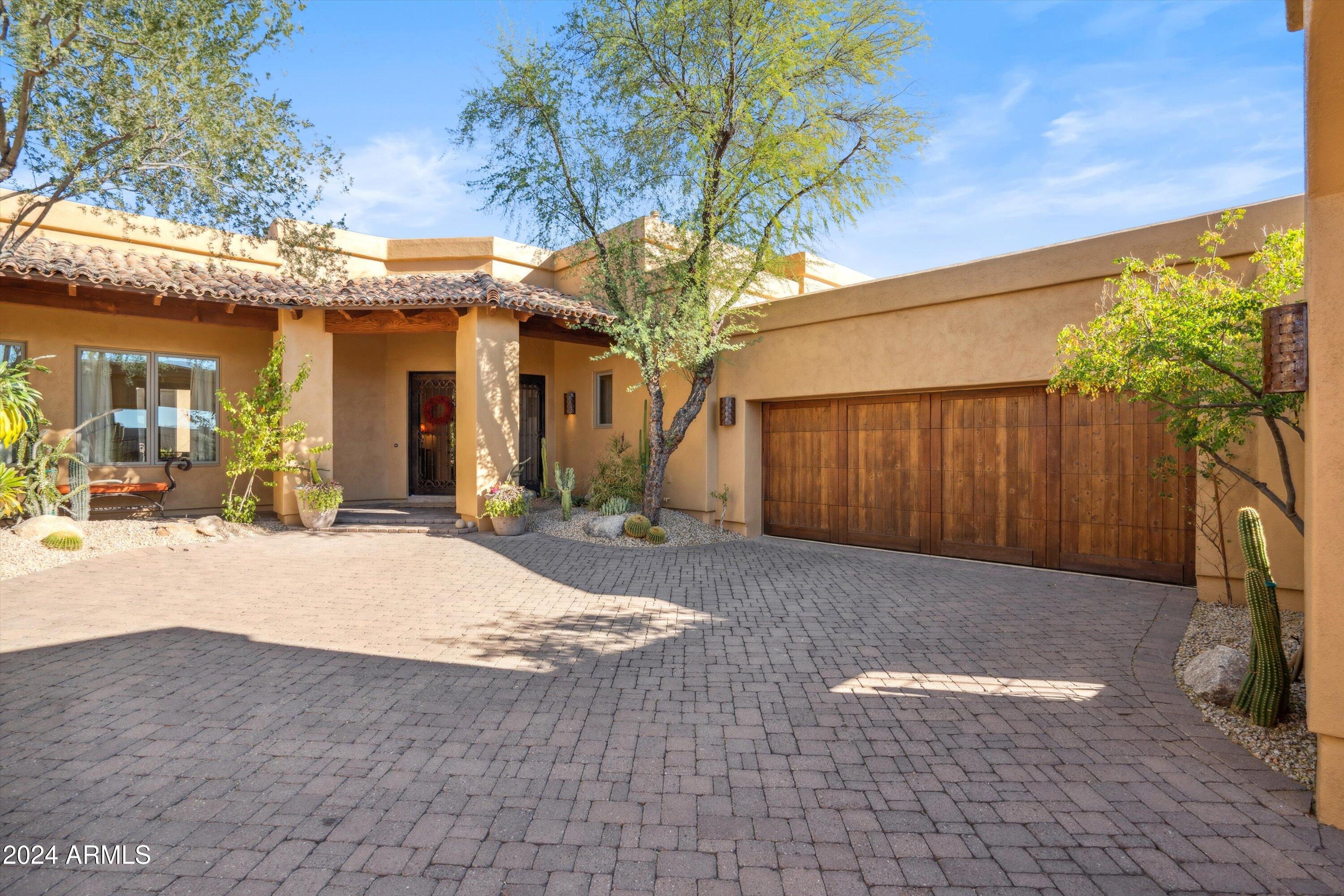 8300 E DIXILETA Drive # 218