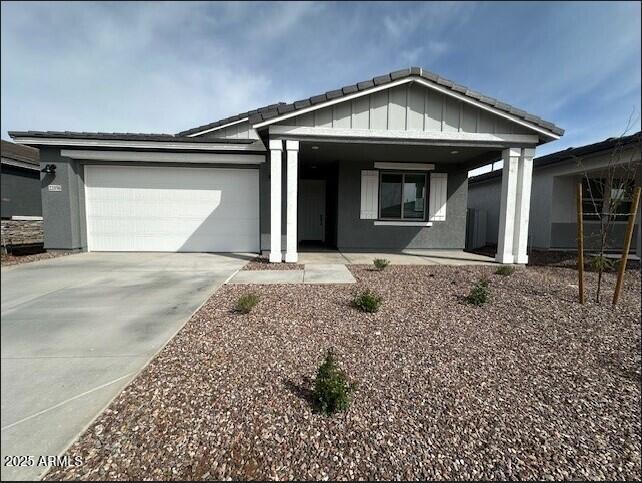 22856 E ROUNDUP Way