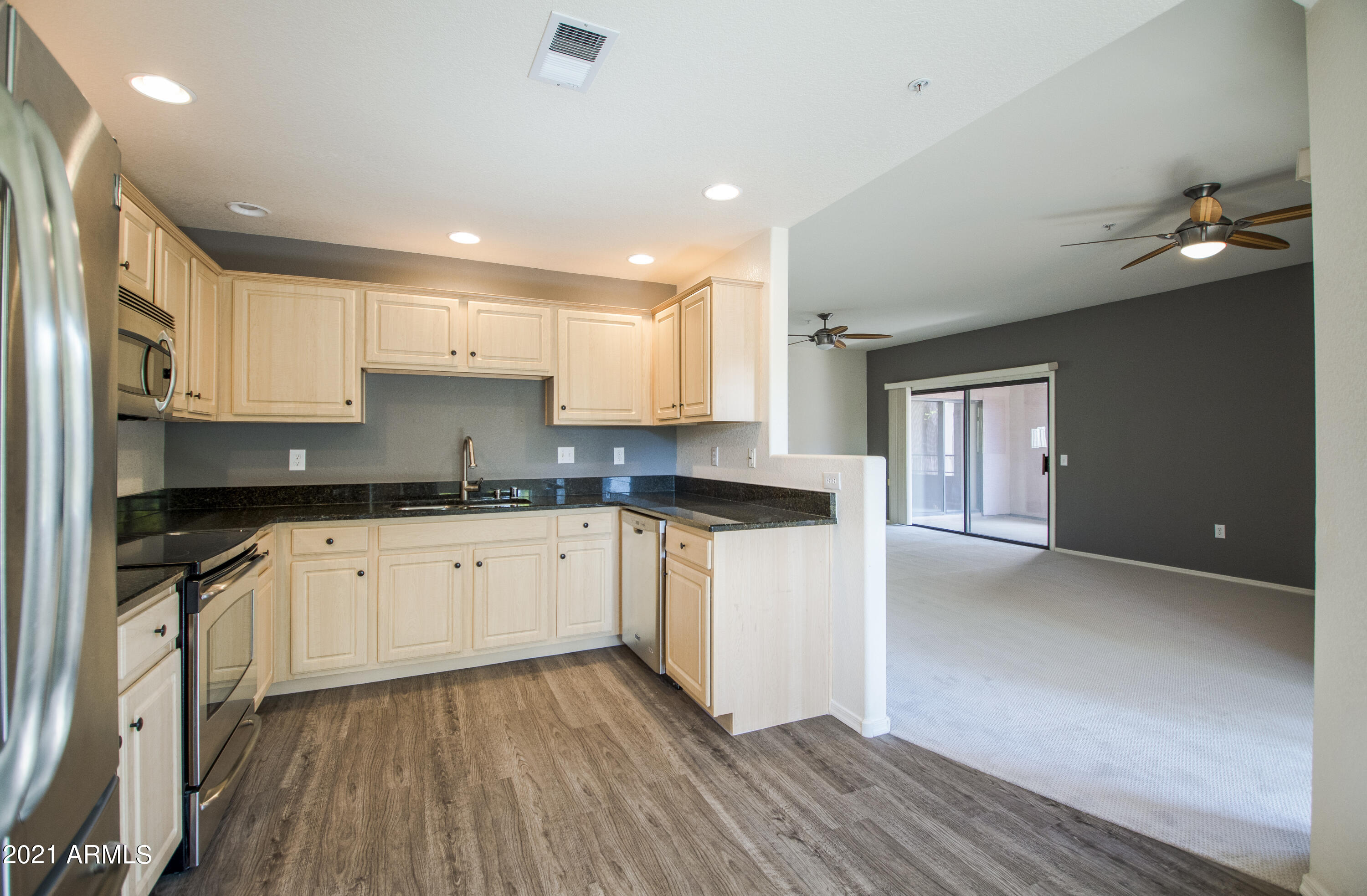 9555 E RAINTREE Drive # 2028