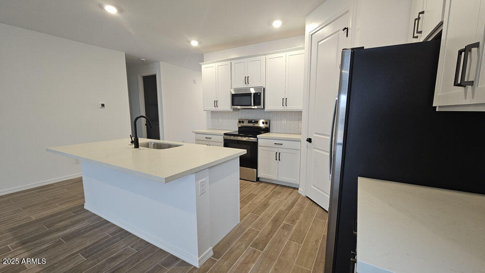 32181 N SADDLEHORN Drive