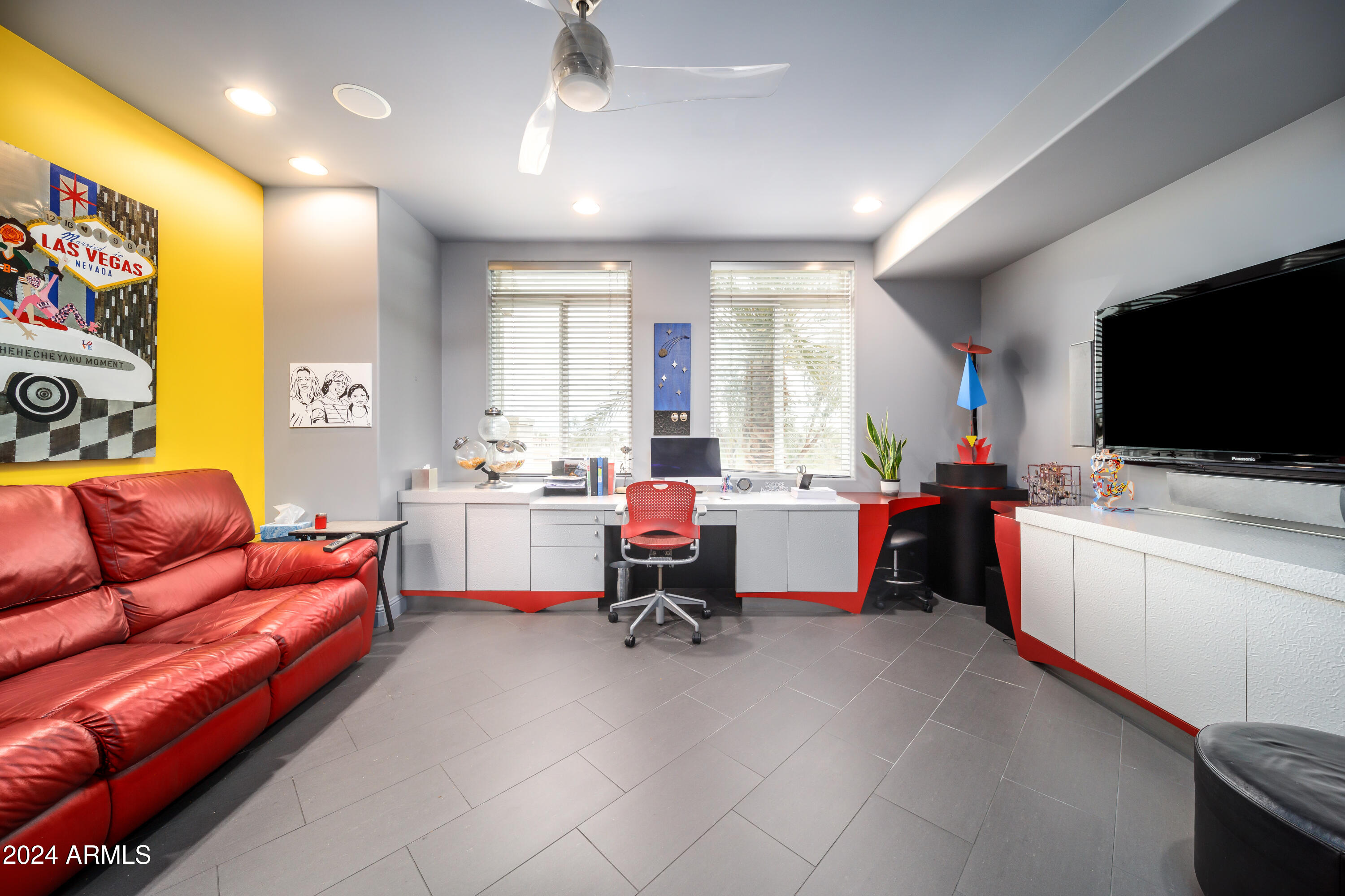 3801 N GOLDWATER Boulevard # 301