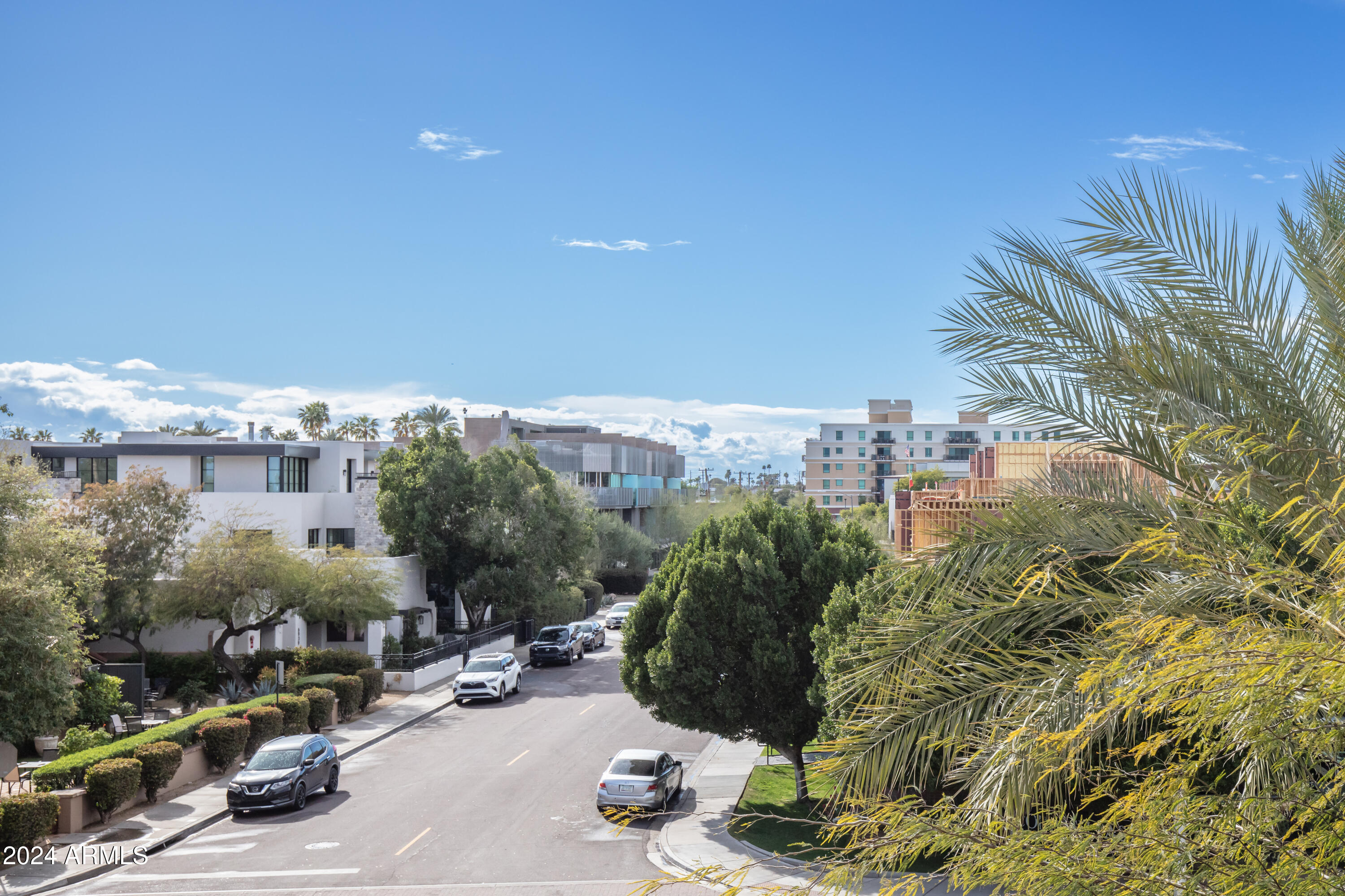 3801 N GOLDWATER Boulevard # 301