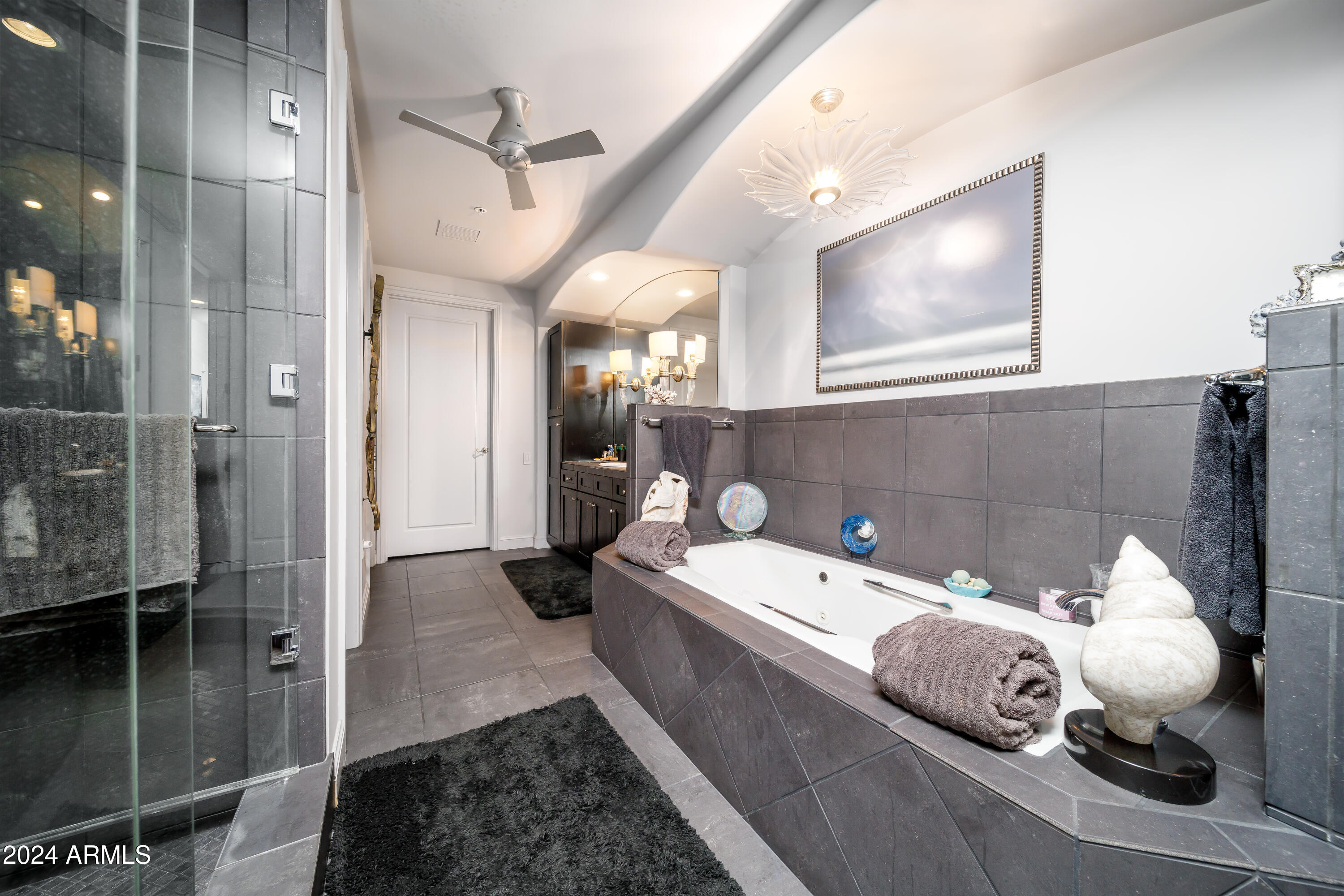 3801 N GOLDWATER Boulevard # 301