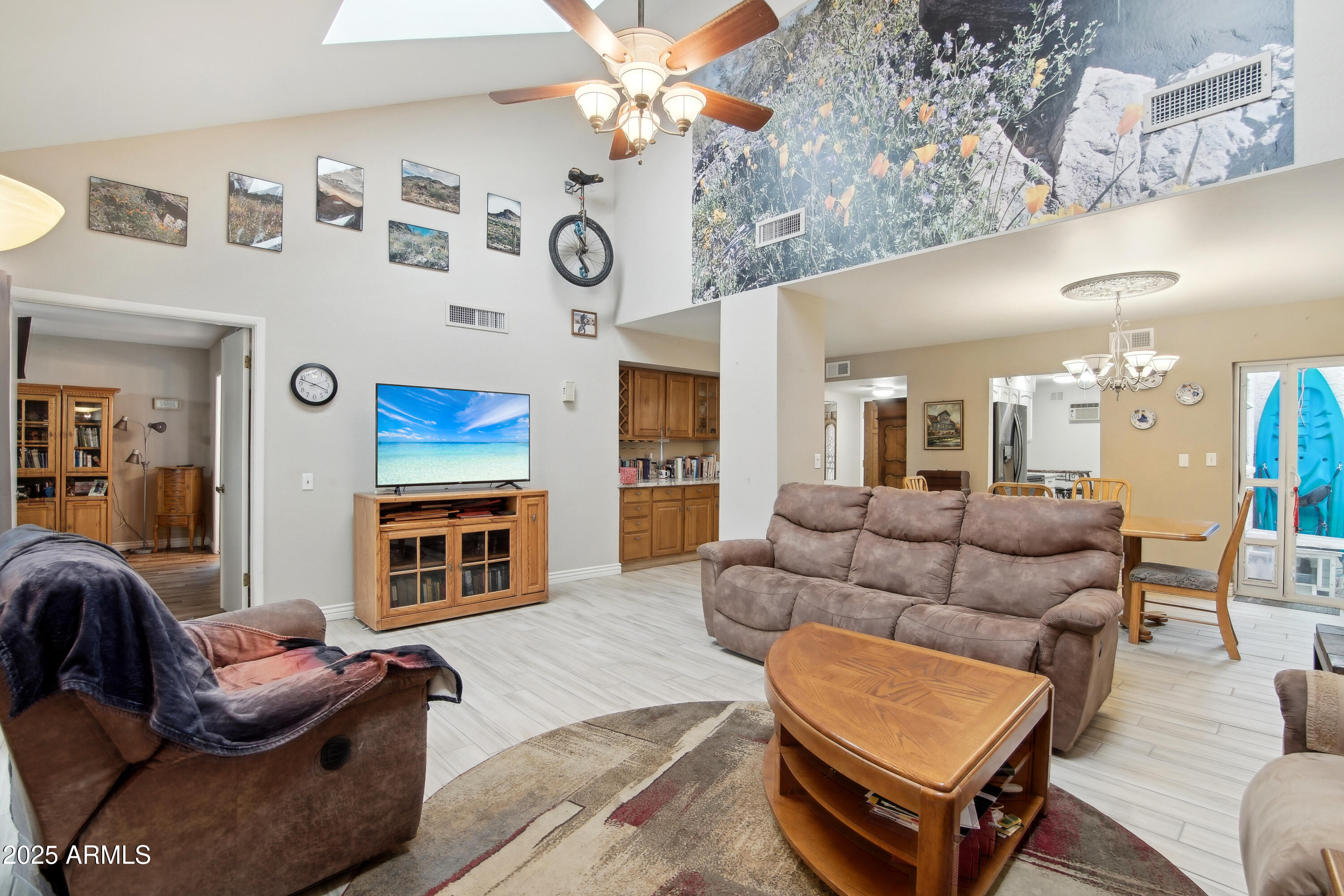 4026 E LARKSPUR Drive