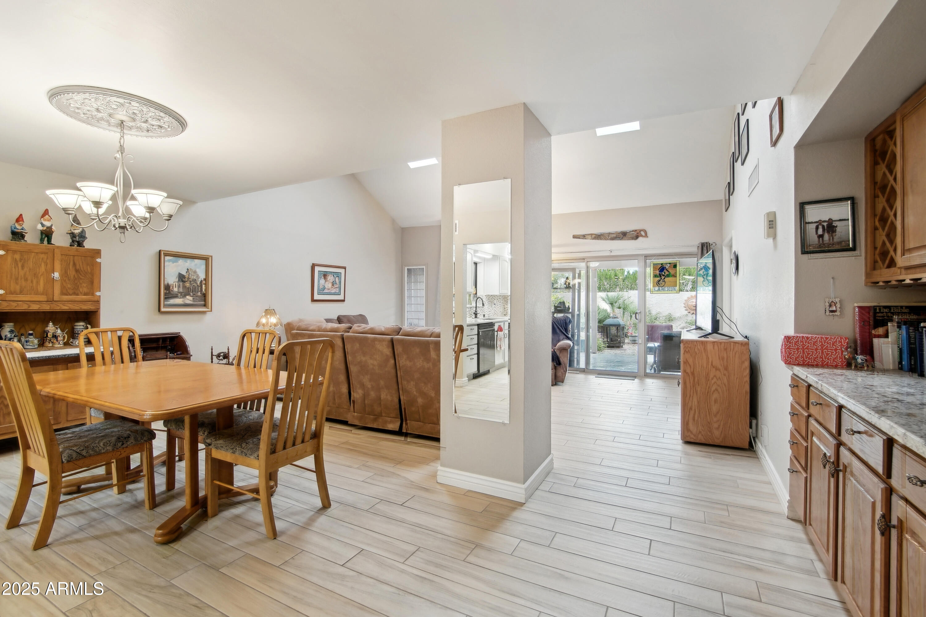 4026 E LARKSPUR Drive