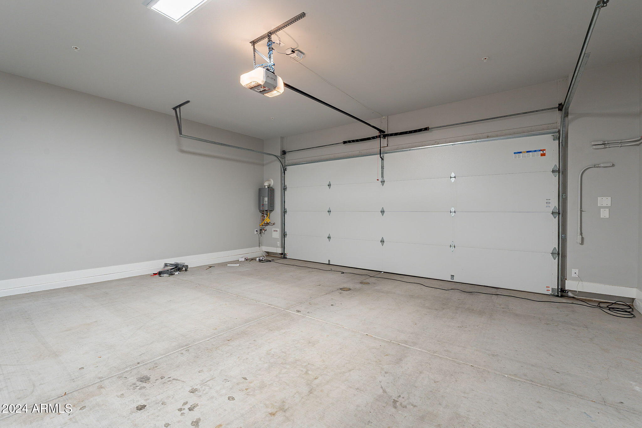 2645 E OSBORN Road # 3