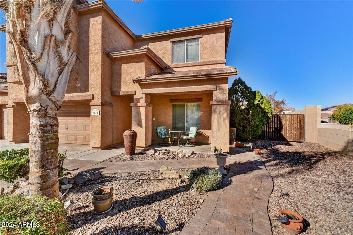 2122 N 94TH Lane