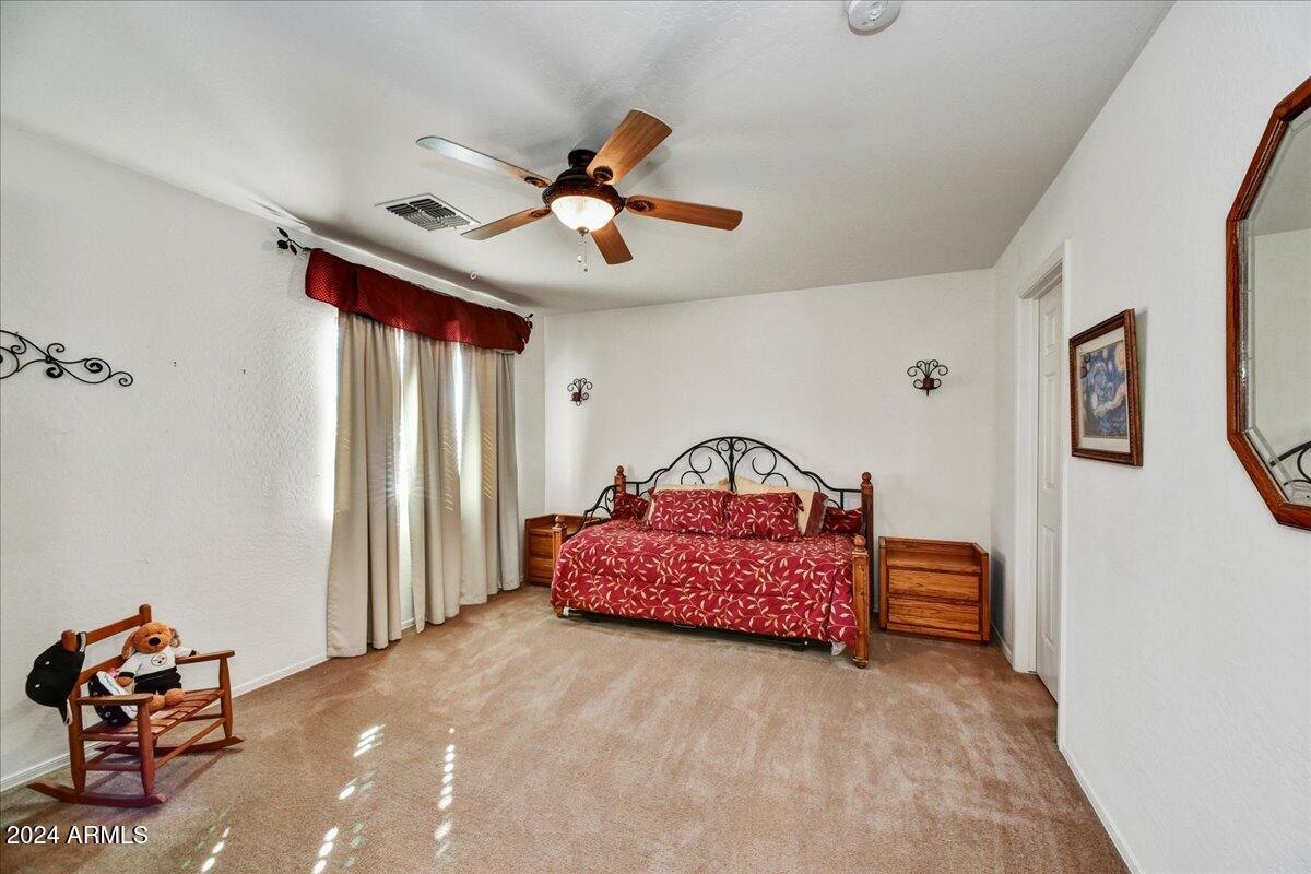 2122 N 94TH Lane