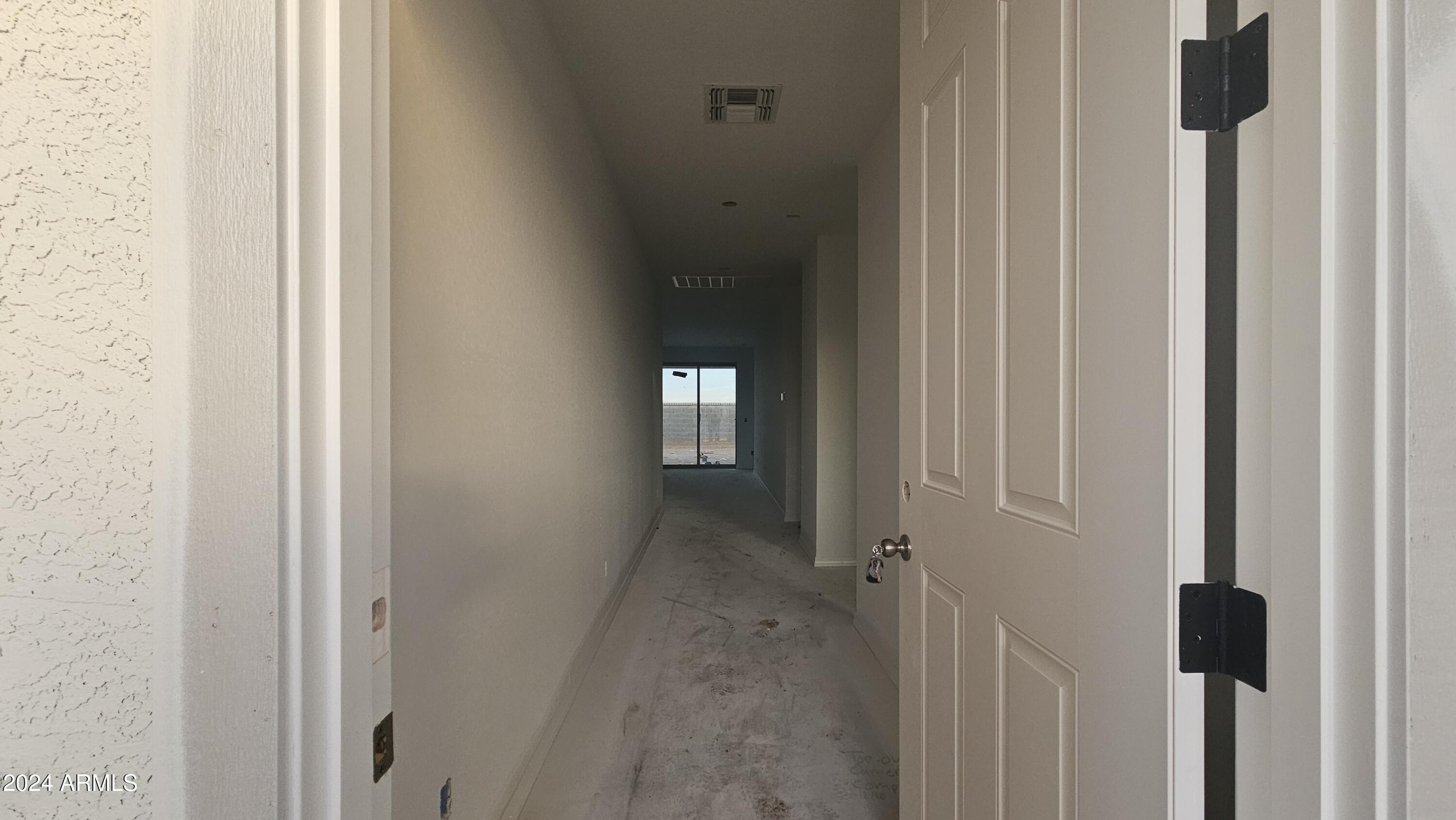 37581 N COWBOY Lane
