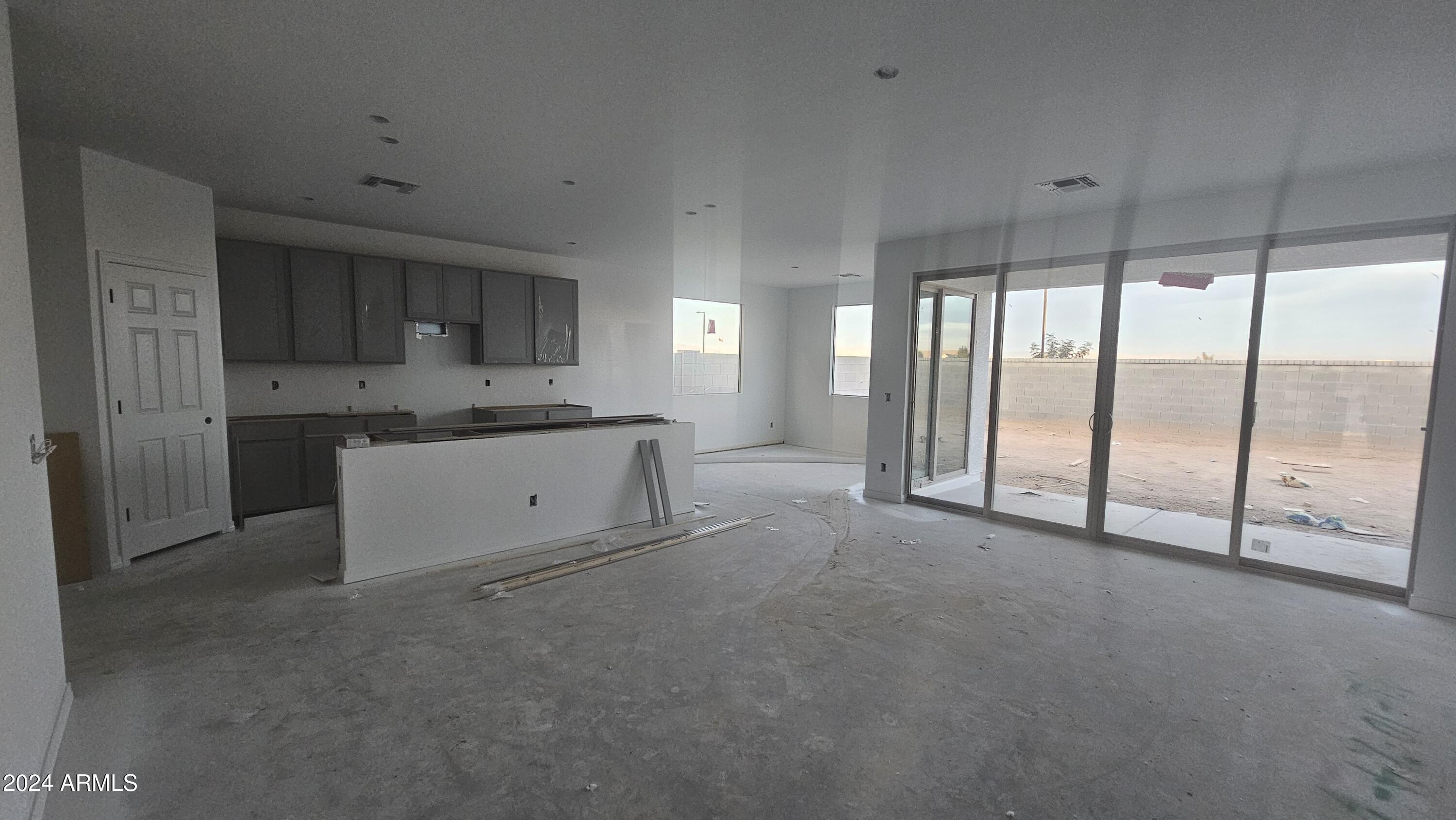 37581 N COWBOY Lane