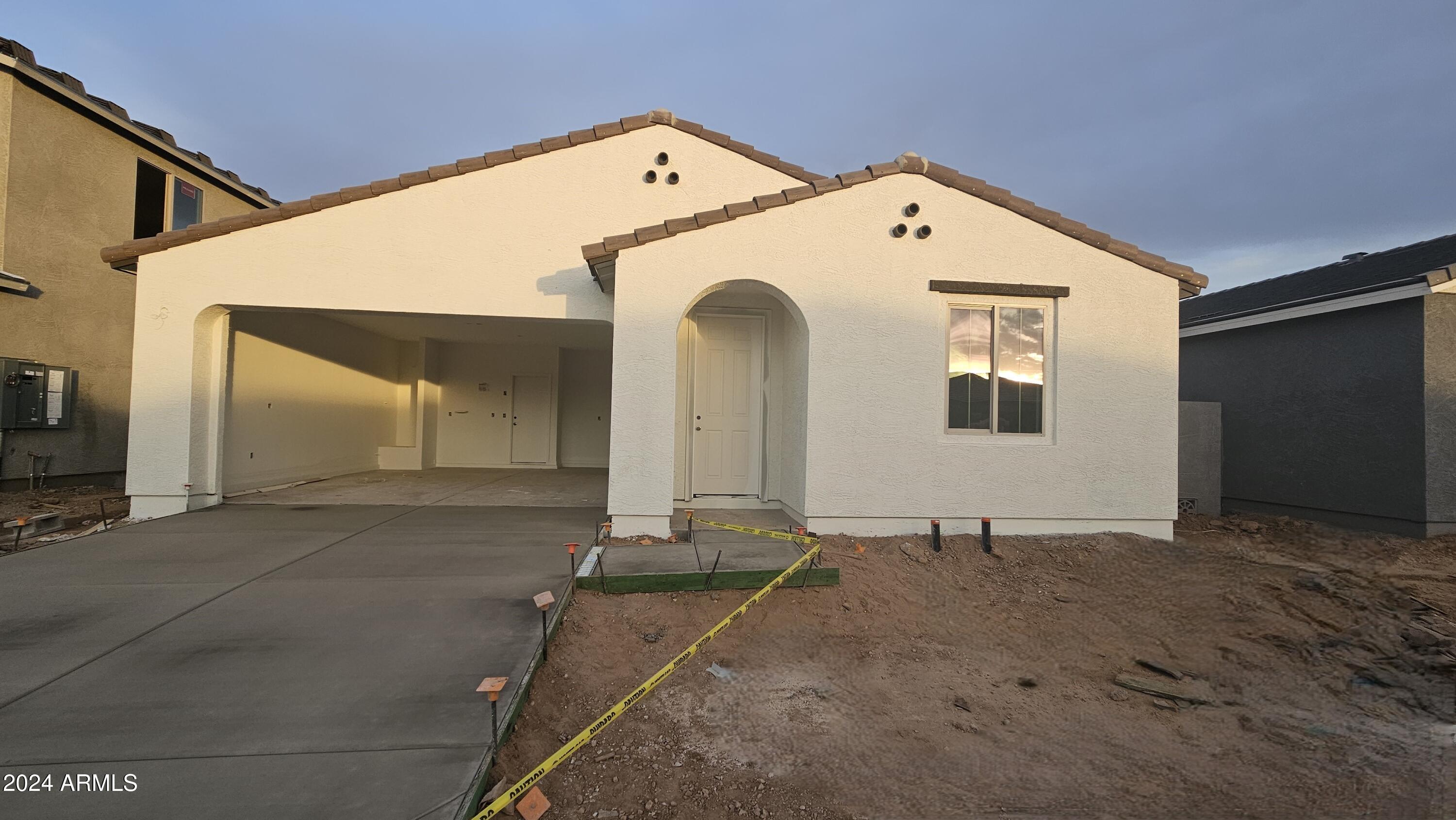 37581 N COWBOY Lane