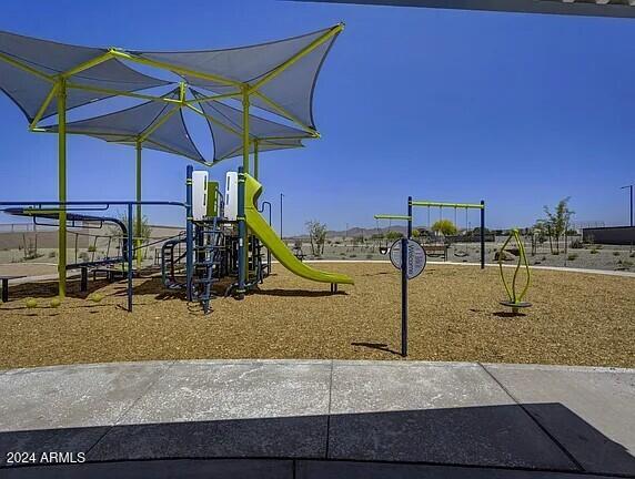 24101 W HIDALGO Avenue