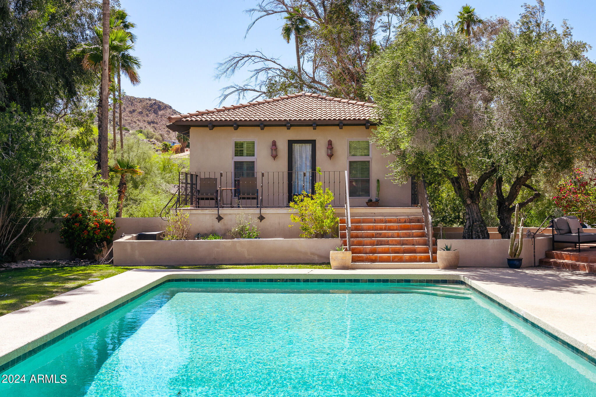 4709 E CLEARWATER Parkway