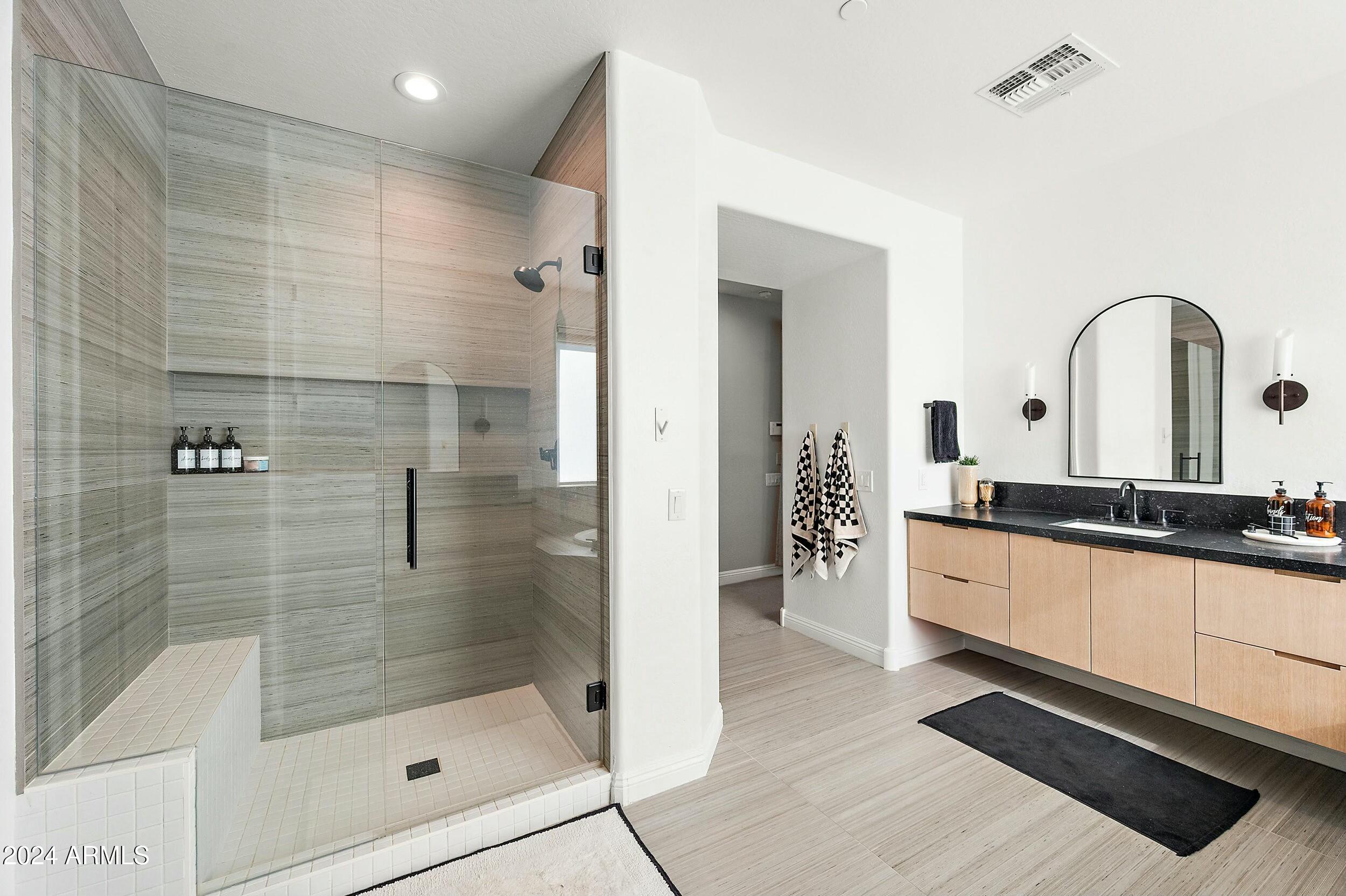 21415 N 37TH Run