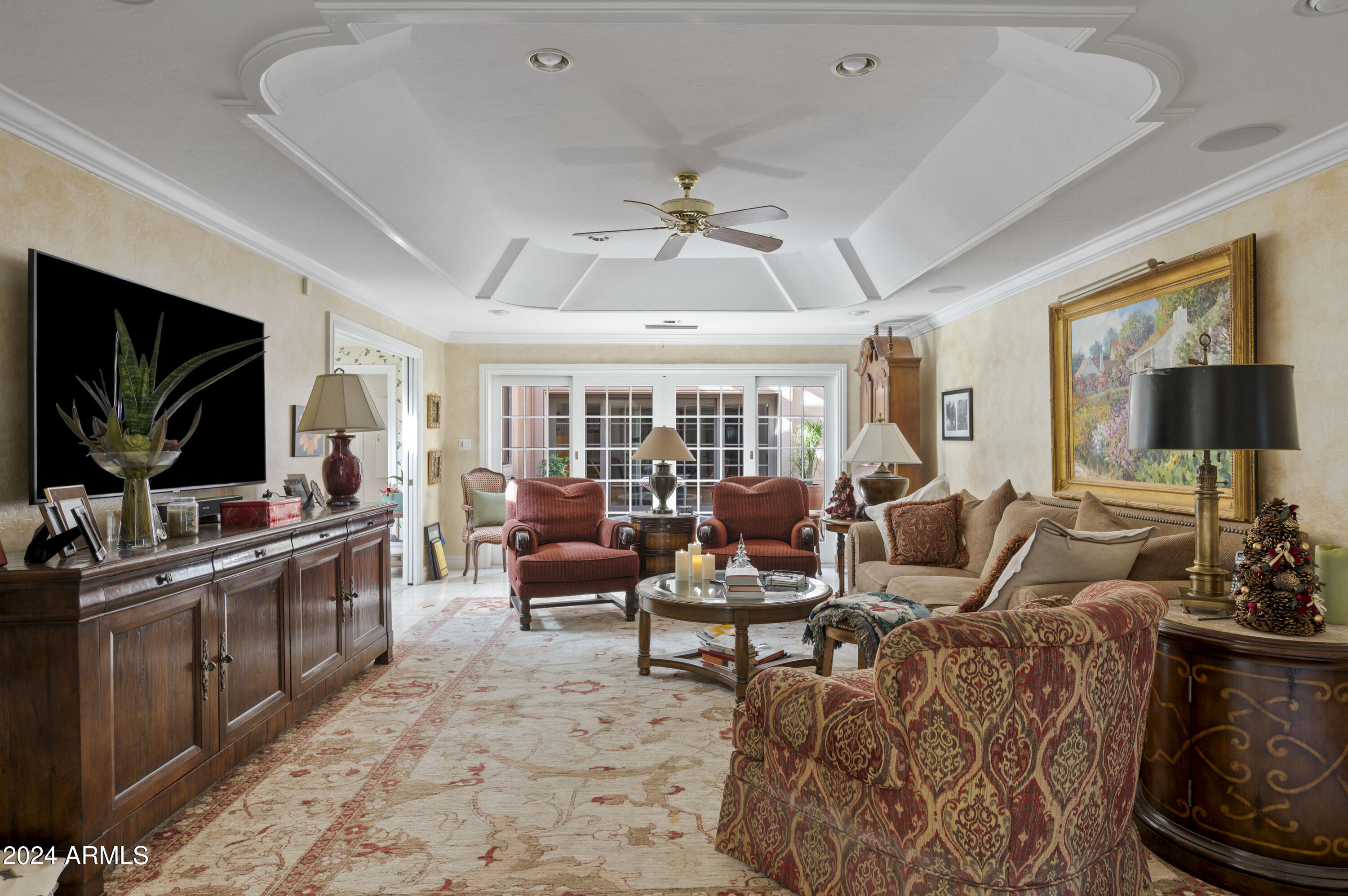 6301 E HUNTRESS Drive