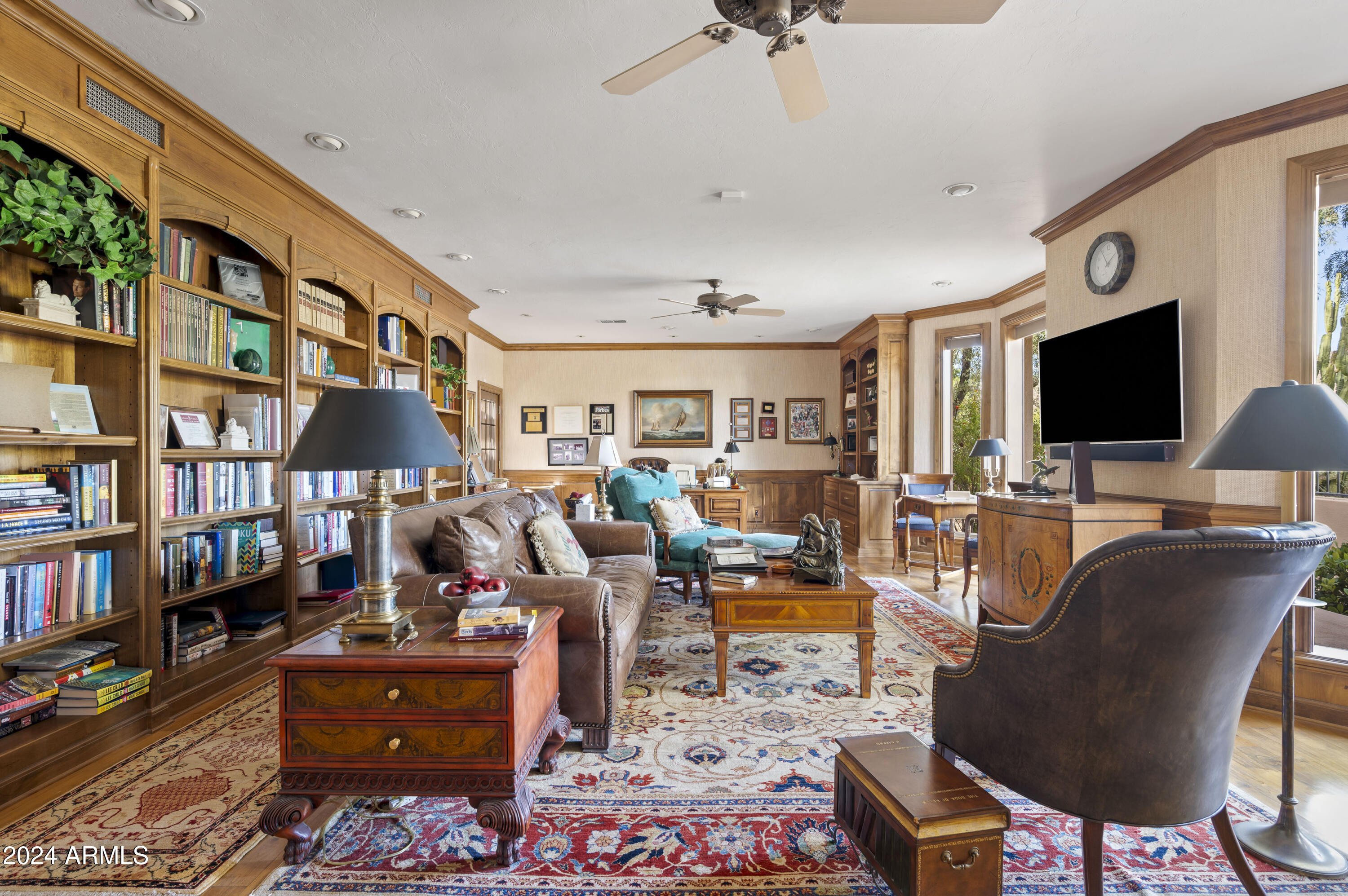 6301 E HUNTRESS Drive