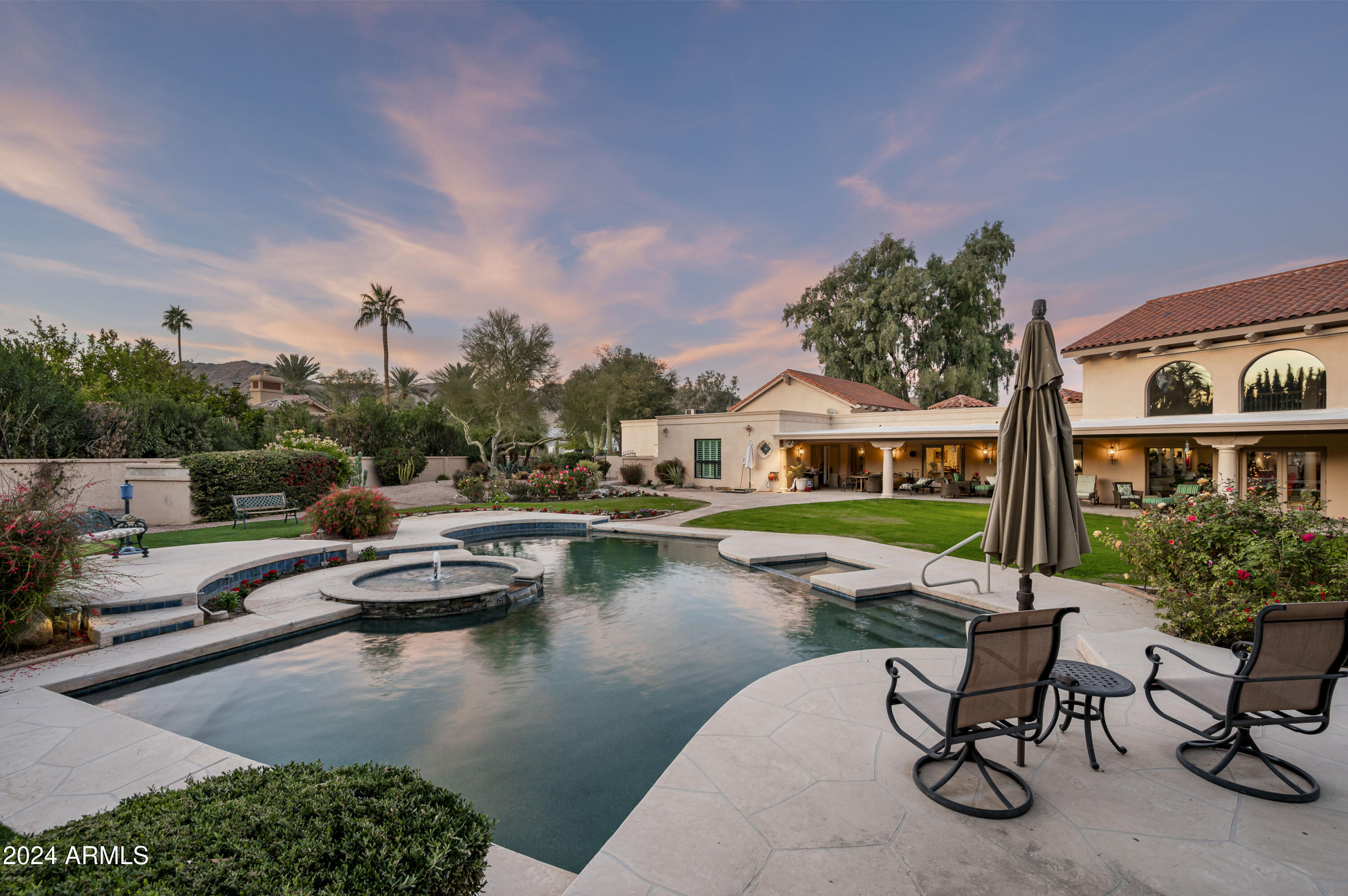 6301 E HUNTRESS Drive