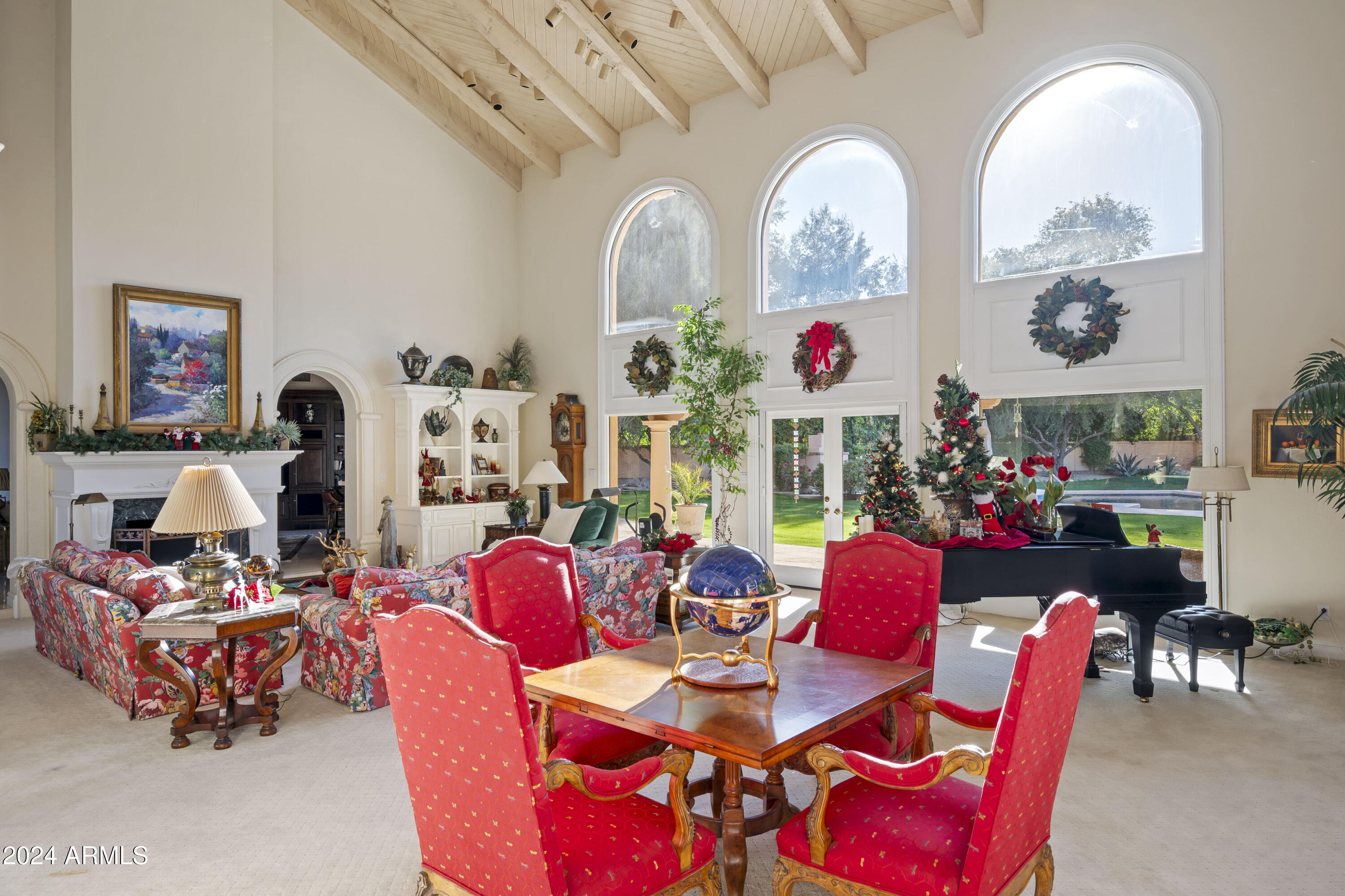 6301 E HUNTRESS Drive