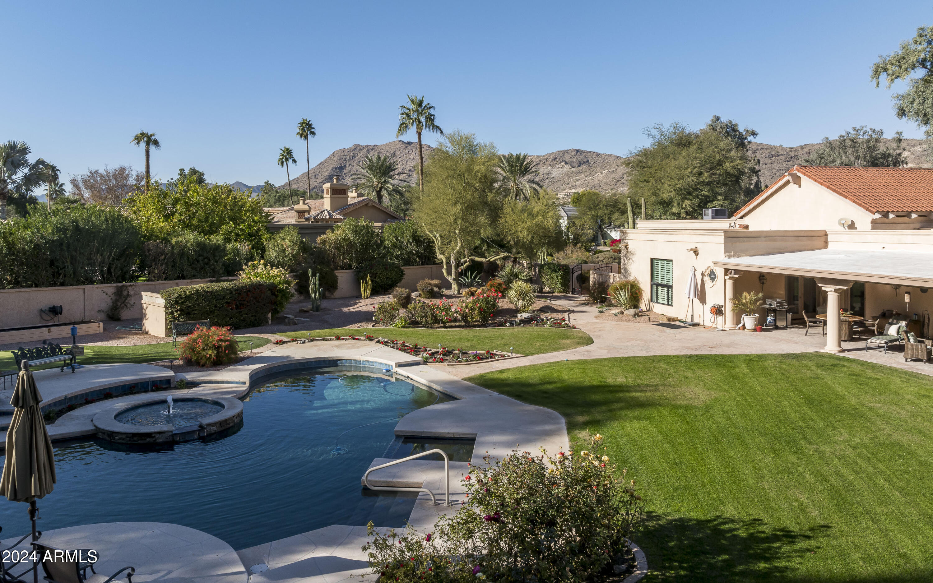 6301 E HUNTRESS Drive