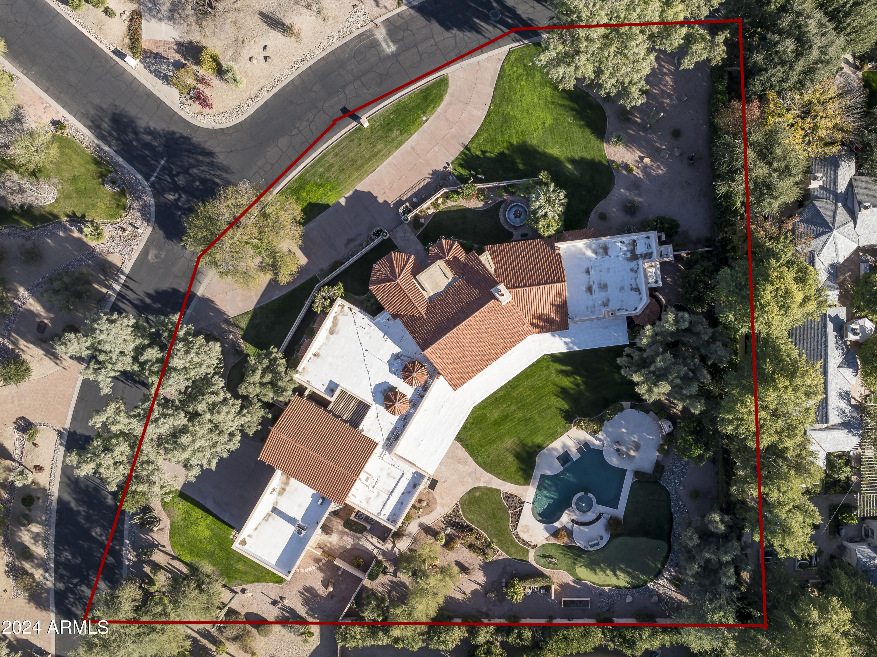 6301 E HUNTRESS Drive