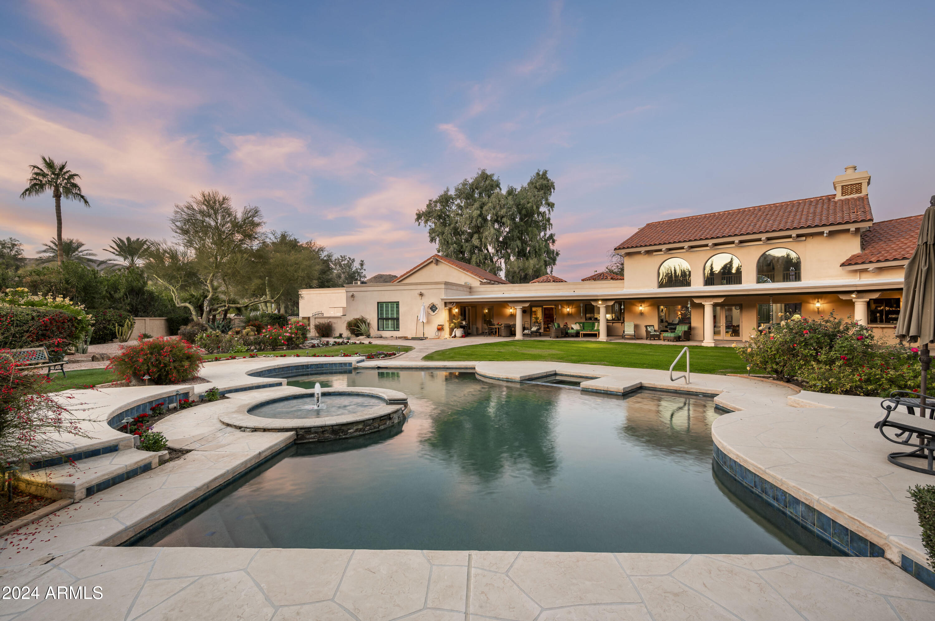 6301 E HUNTRESS Drive