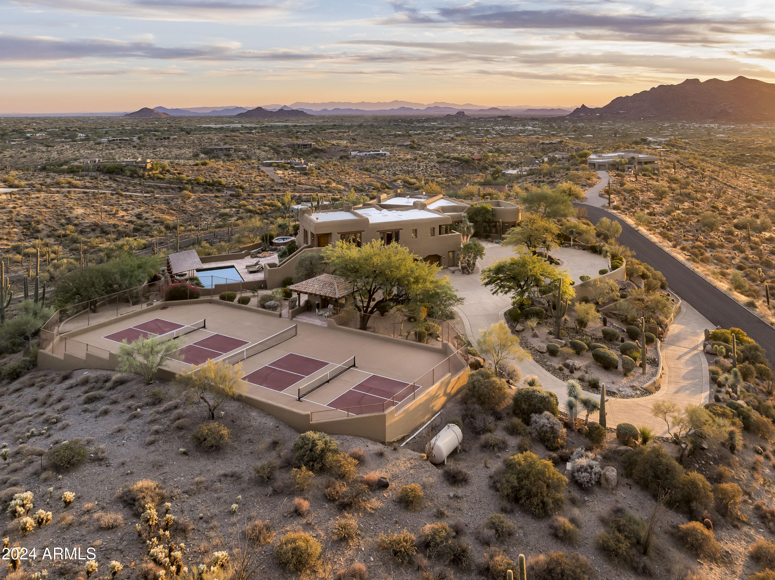 8741 E Silver Saddle Drive