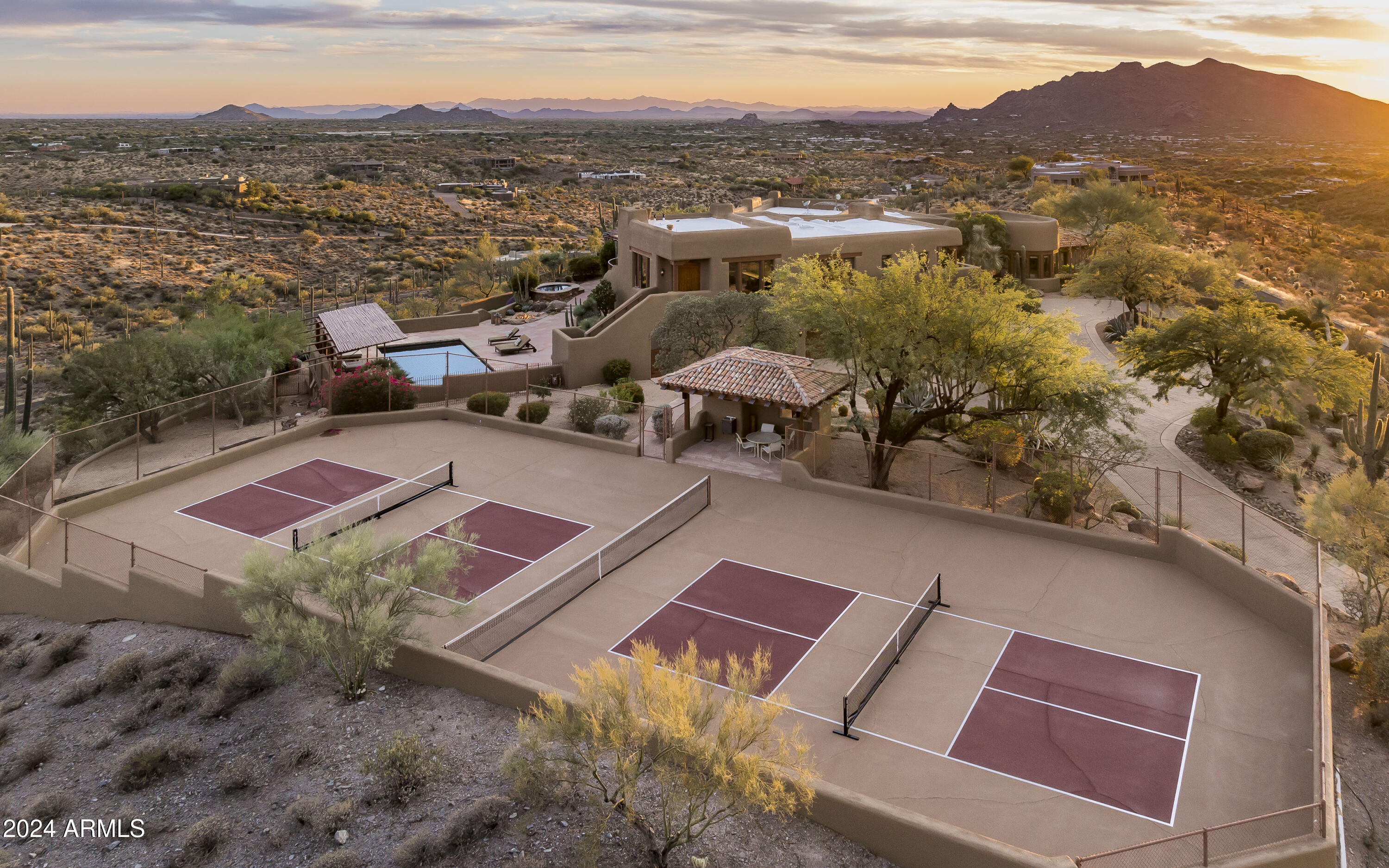 8741 E Silver Saddle Drive