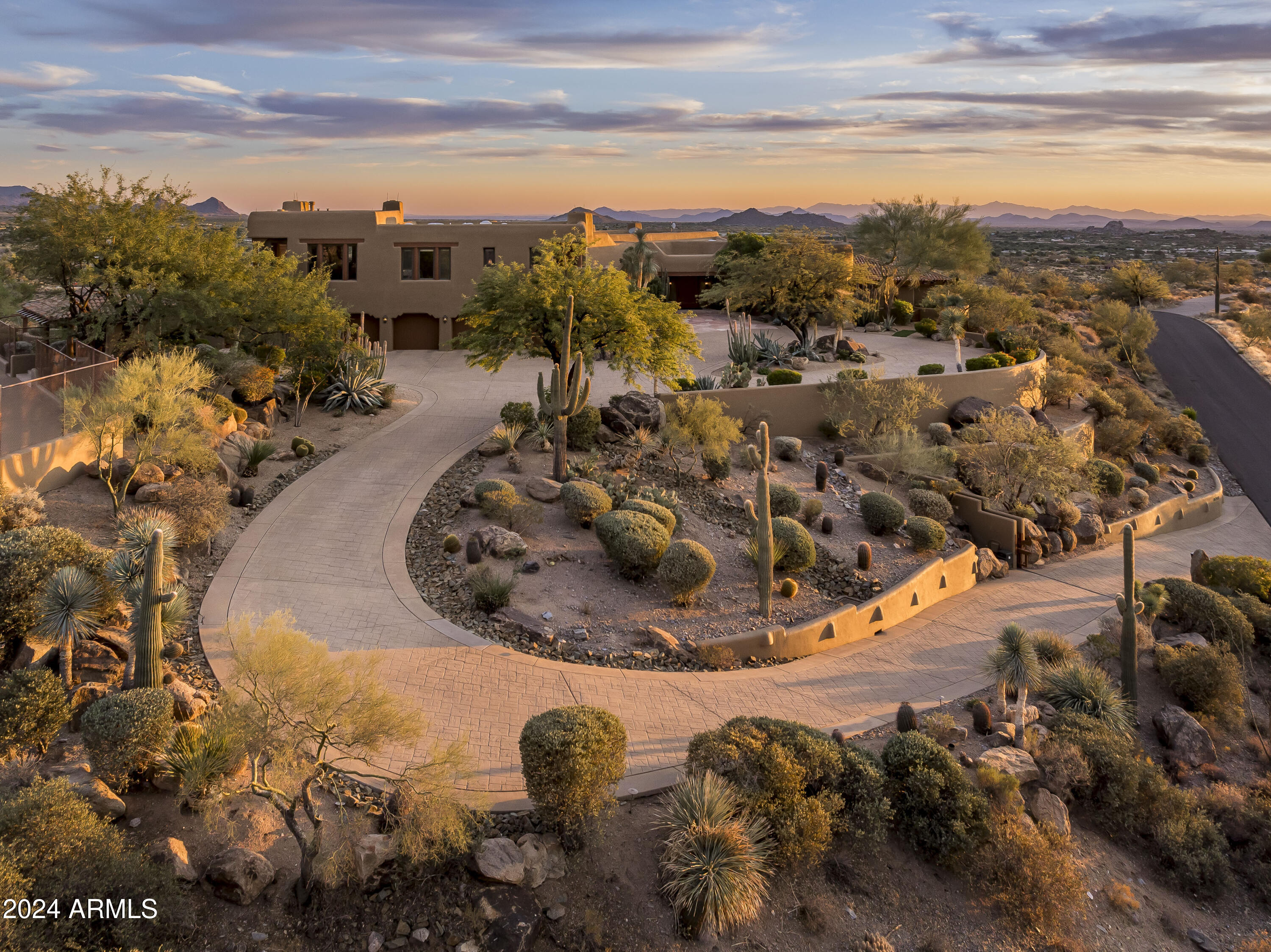 8741 E Silver Saddle Drive